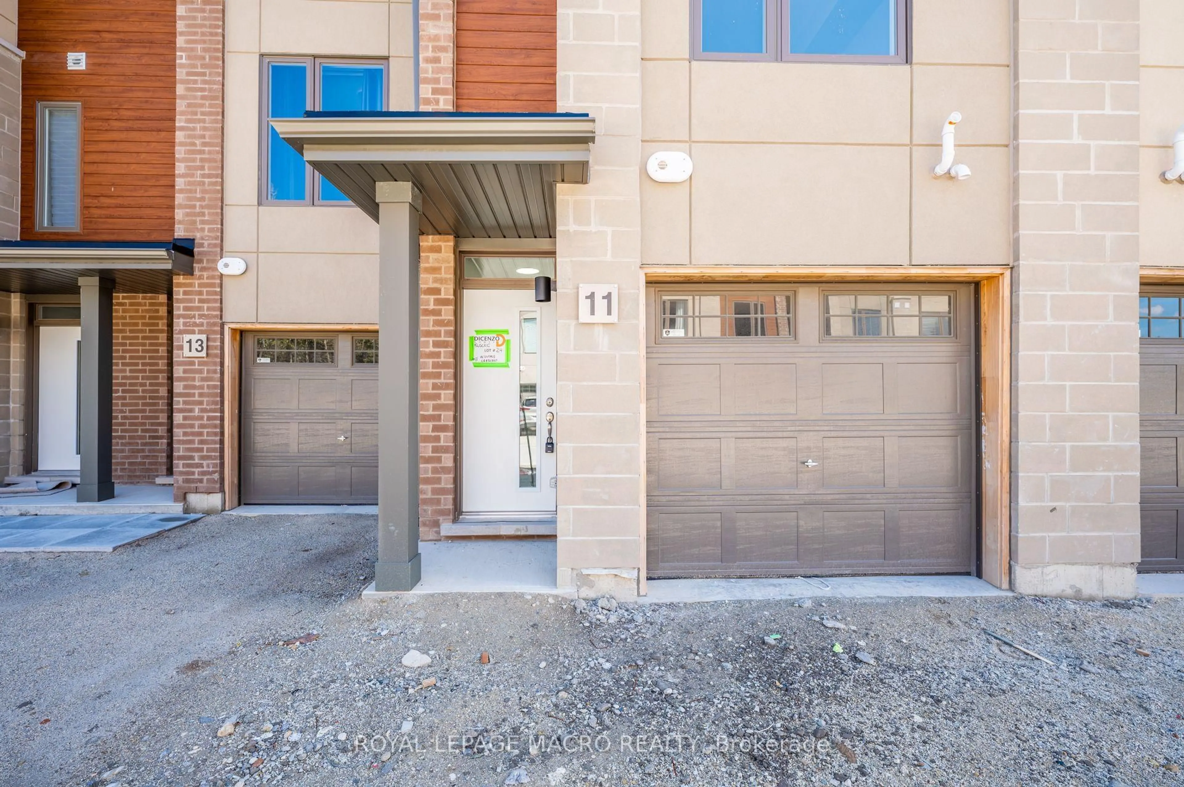 Home with brick exterior material, street for 11 Winters Cres, Collingwood Ontario L9Y 5T1