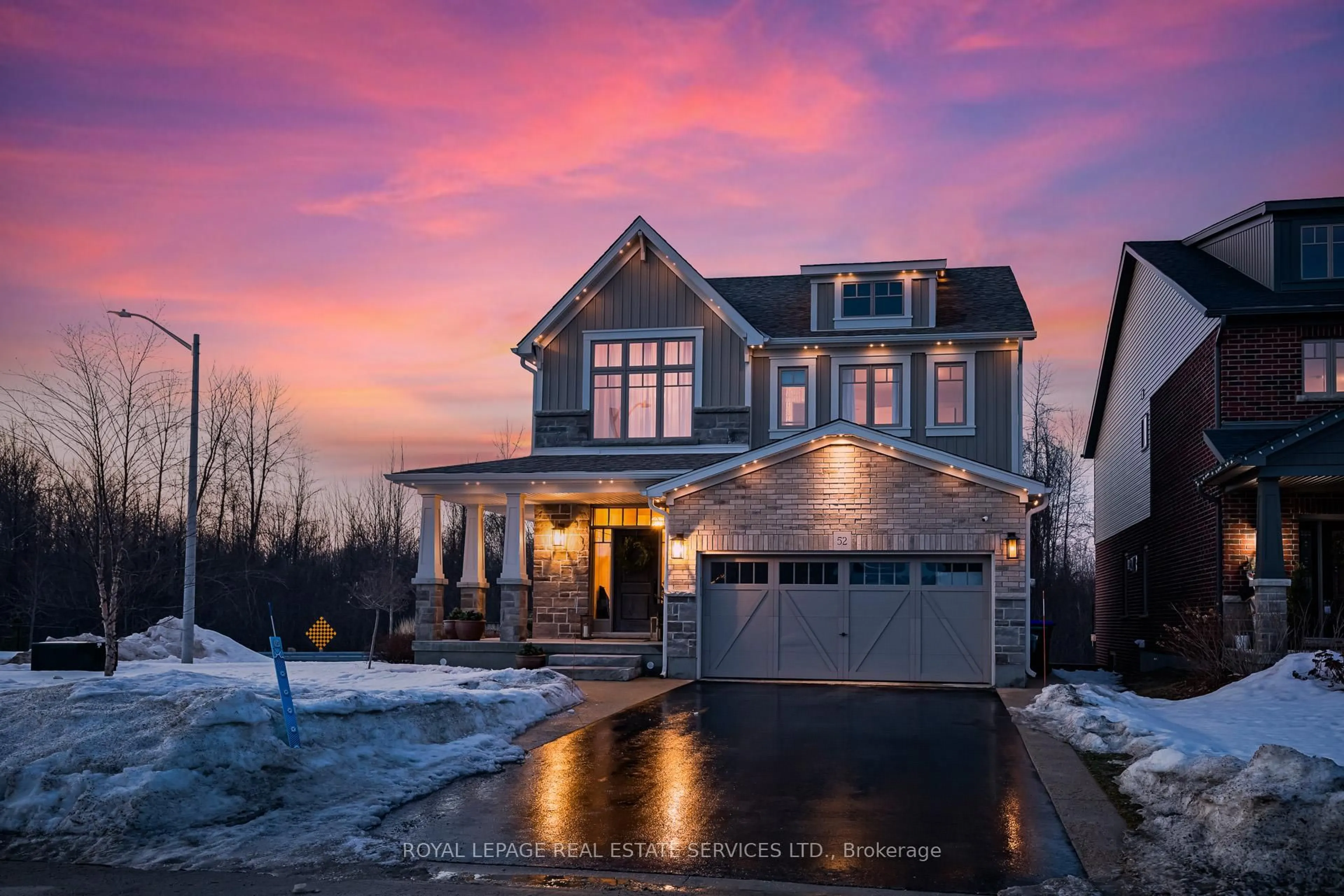 Home with brick exterior material, unknown for 52 Foley Cres, Collingwood Ontario L9Y 3B7