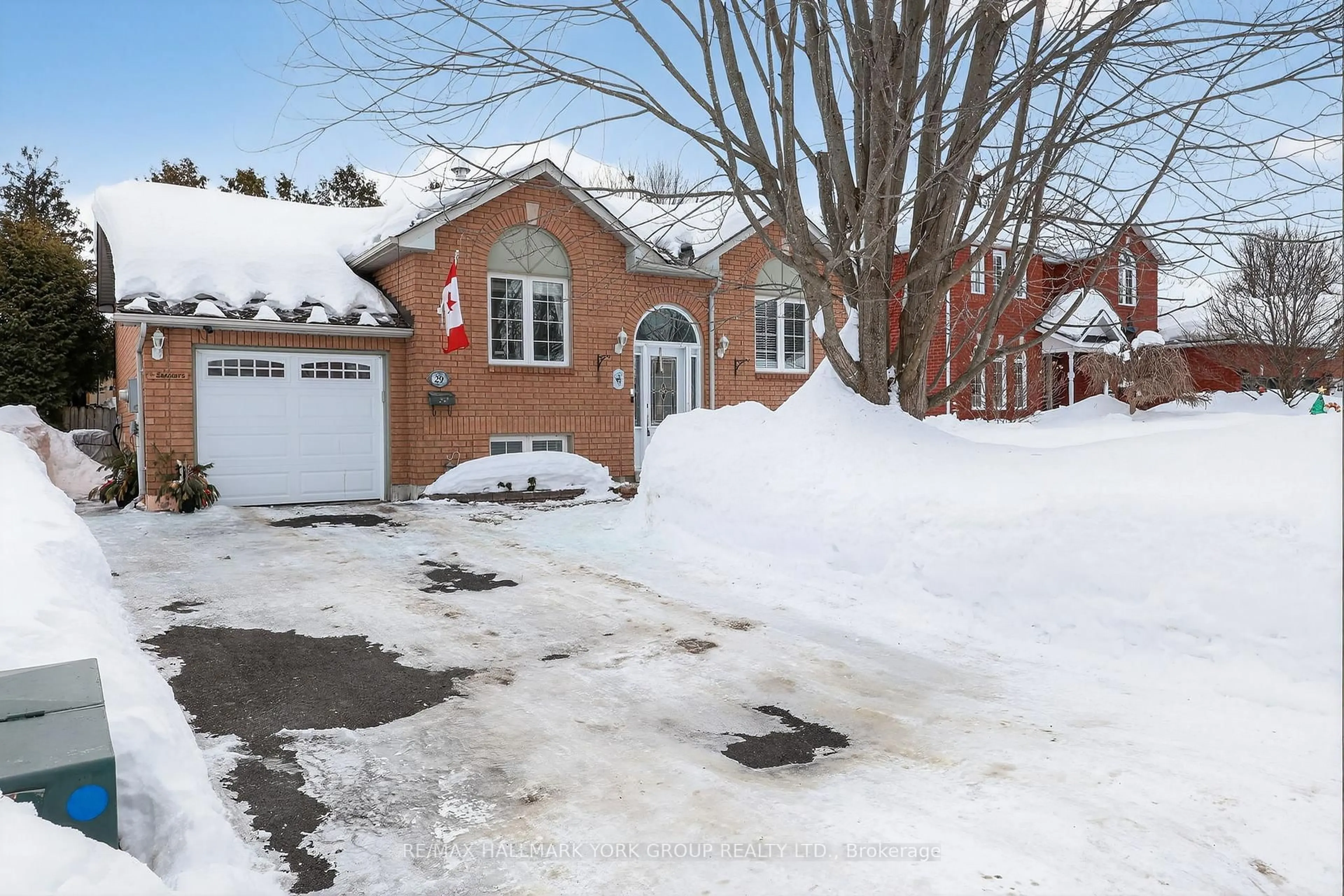 Unknown for 29 Ashton St, Orillia Ontario L3V 7V5