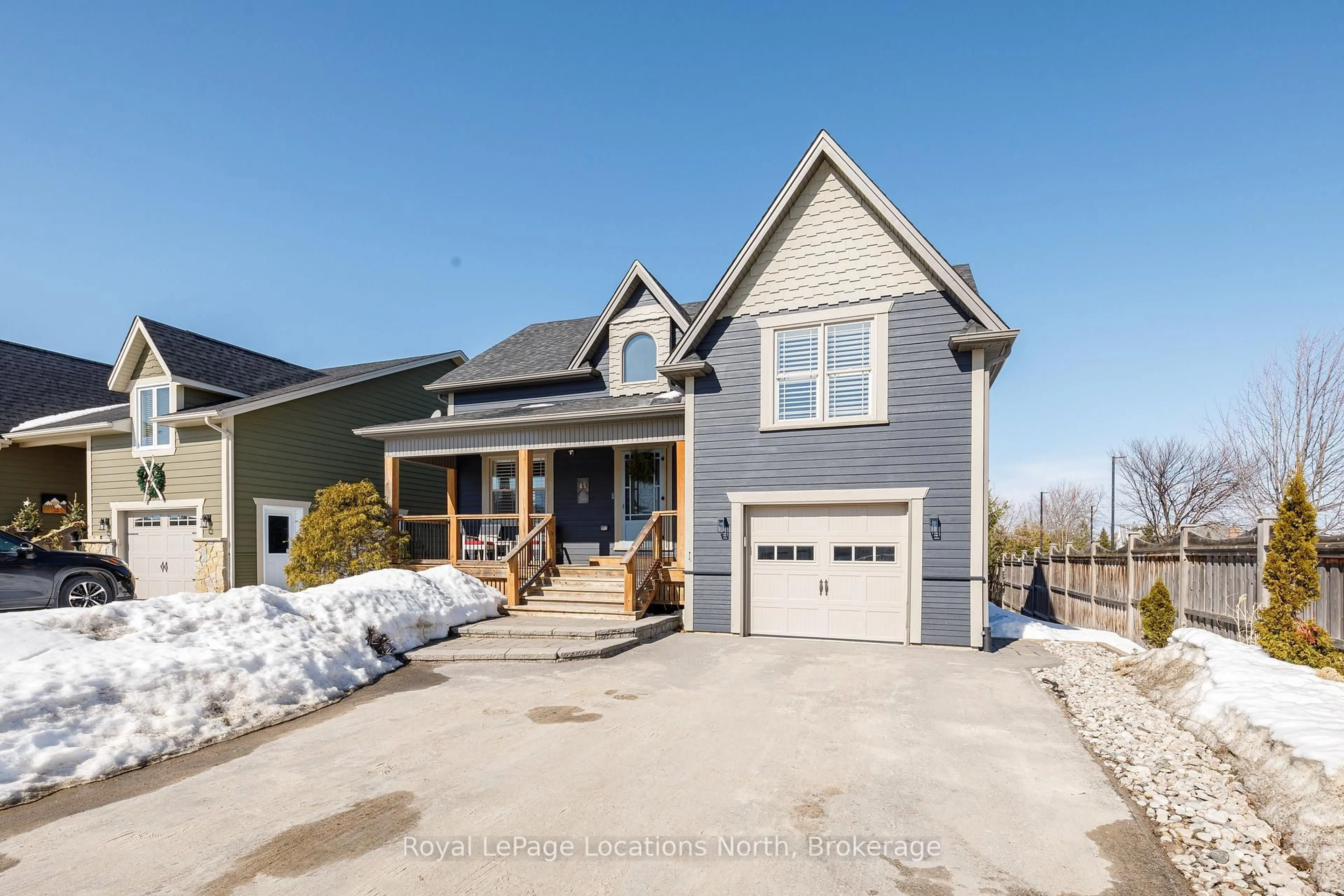 Home with vinyl exterior material, street for 65 Findlay Dr, Collingwood Ontario L9Y 0G6