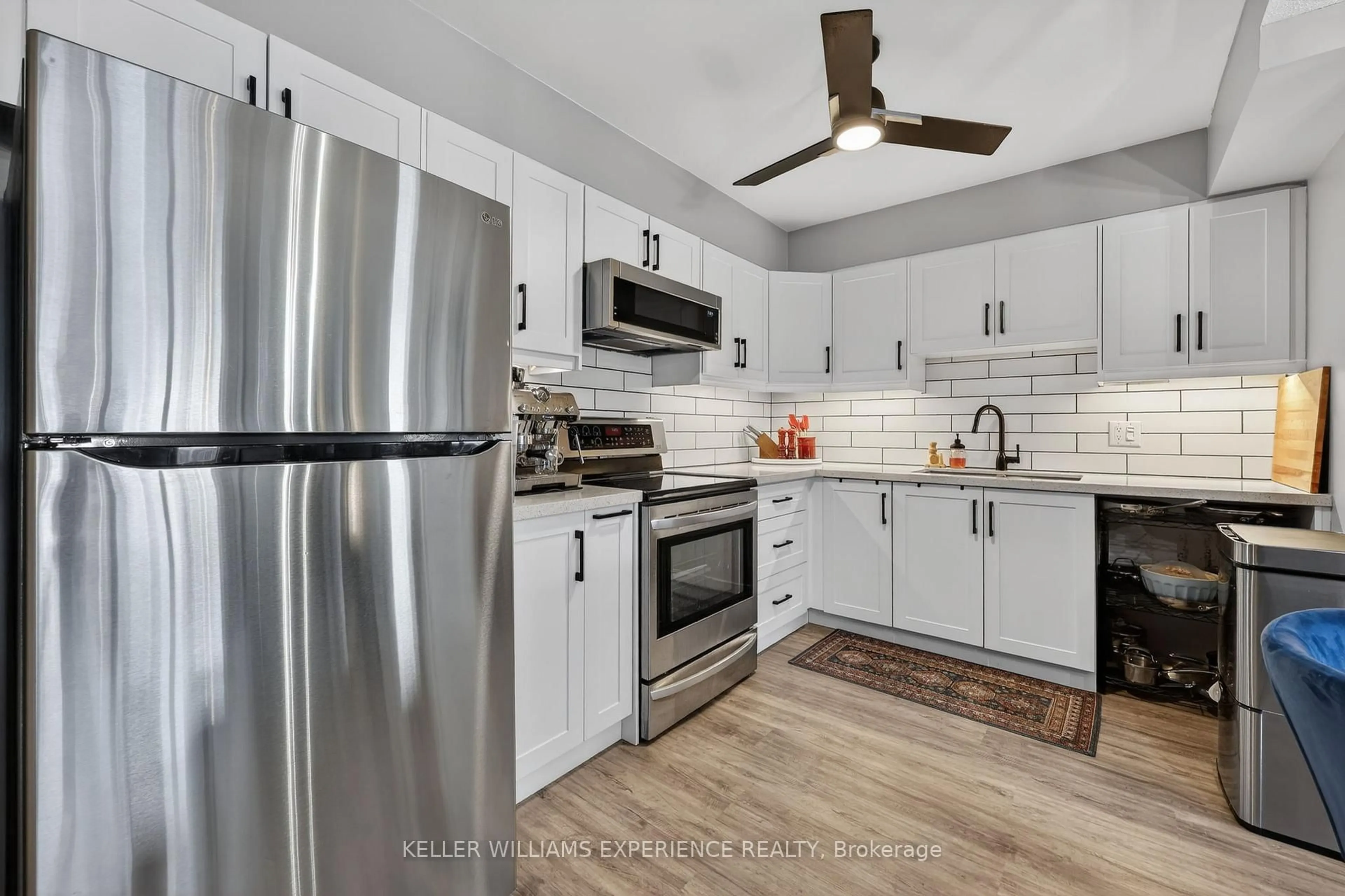 Unknown for 120 Bell Farm Rd #301, Barrie Ontario L4M 6J2