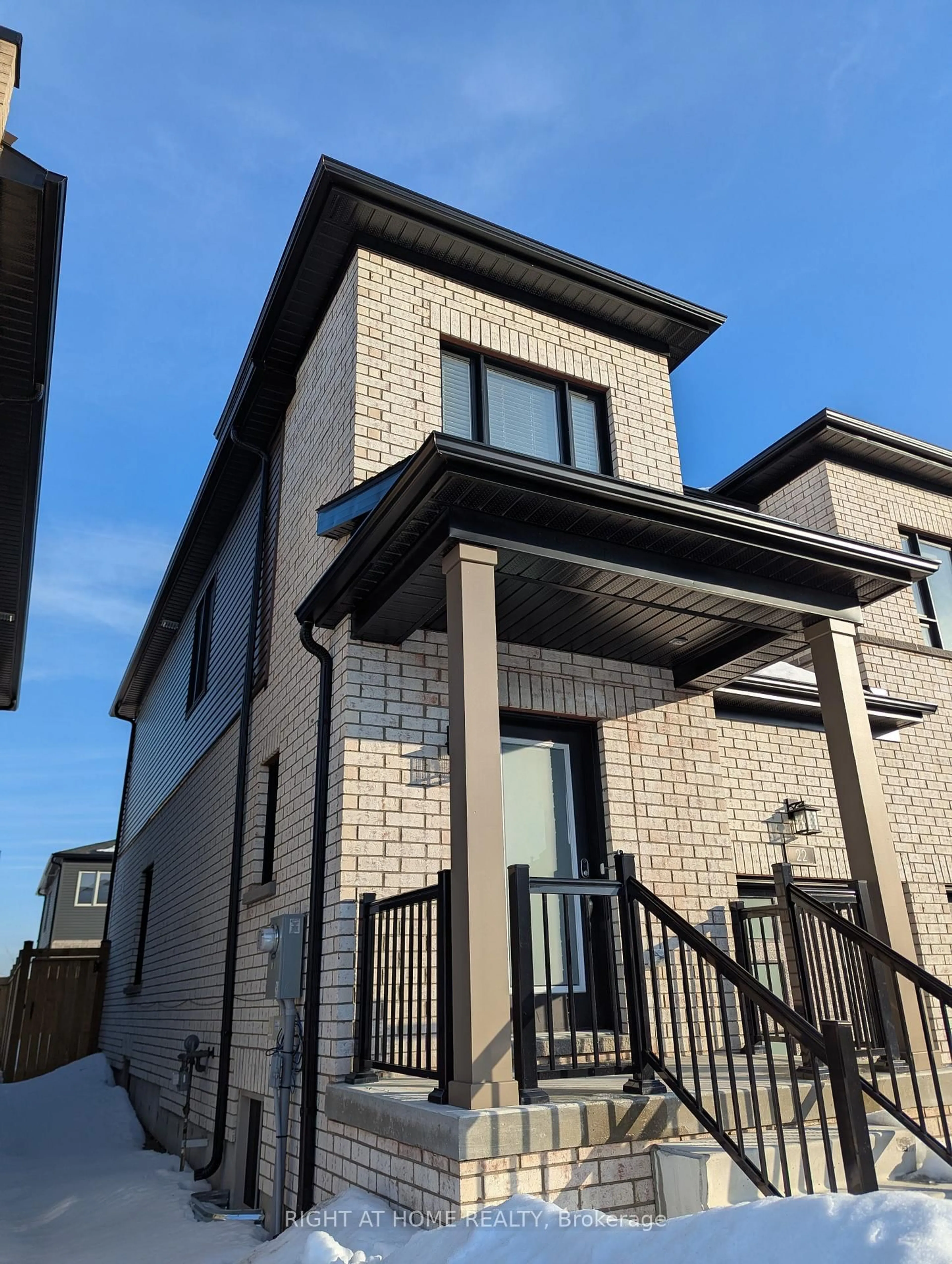 Home with brick exterior material, unknown for 22 Westwood Ave, Barrie Ontario L9J 0M6