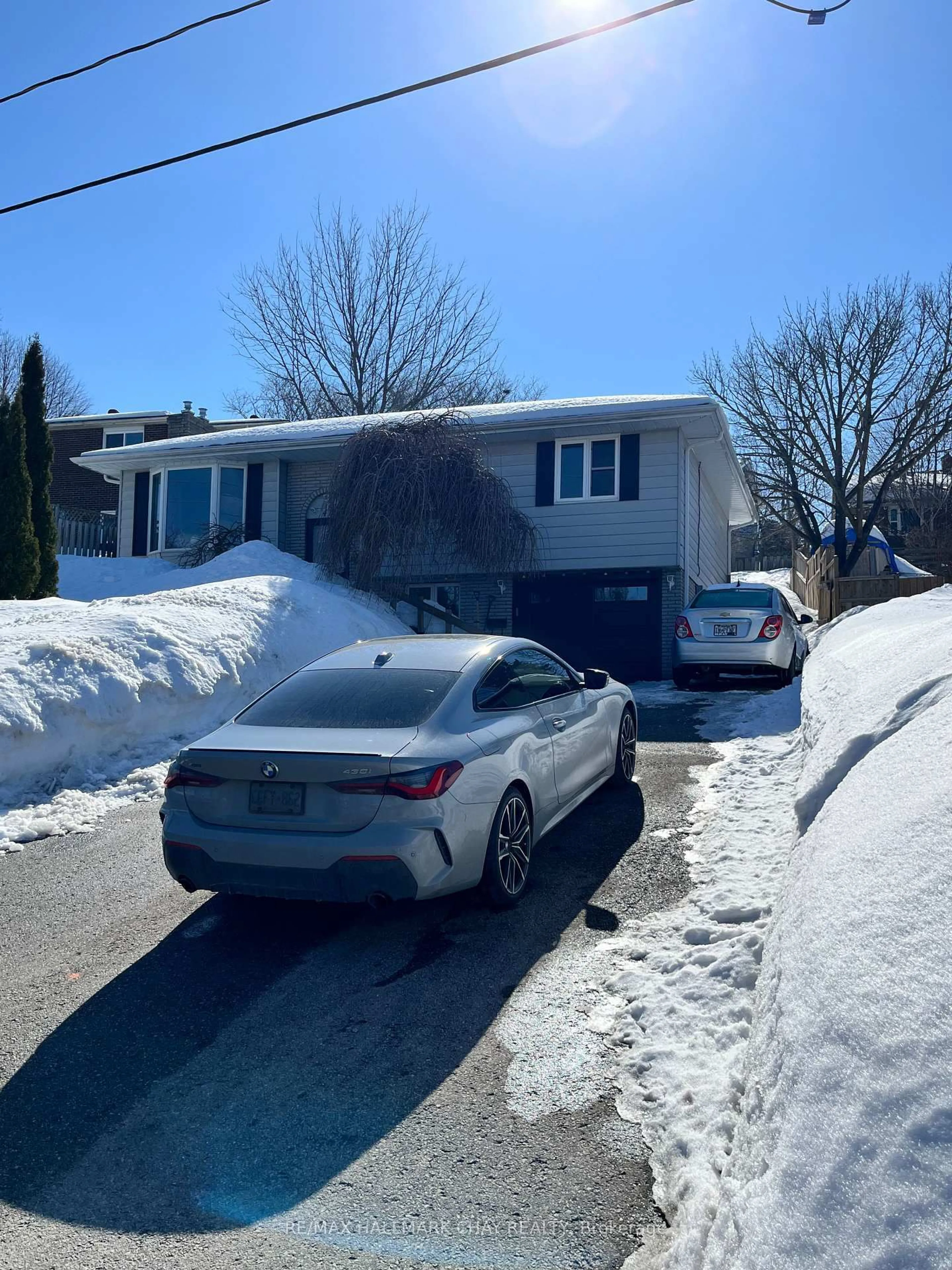 Unknown for 47 Baldwin Lane, Barrie Ontario L4N 2W2