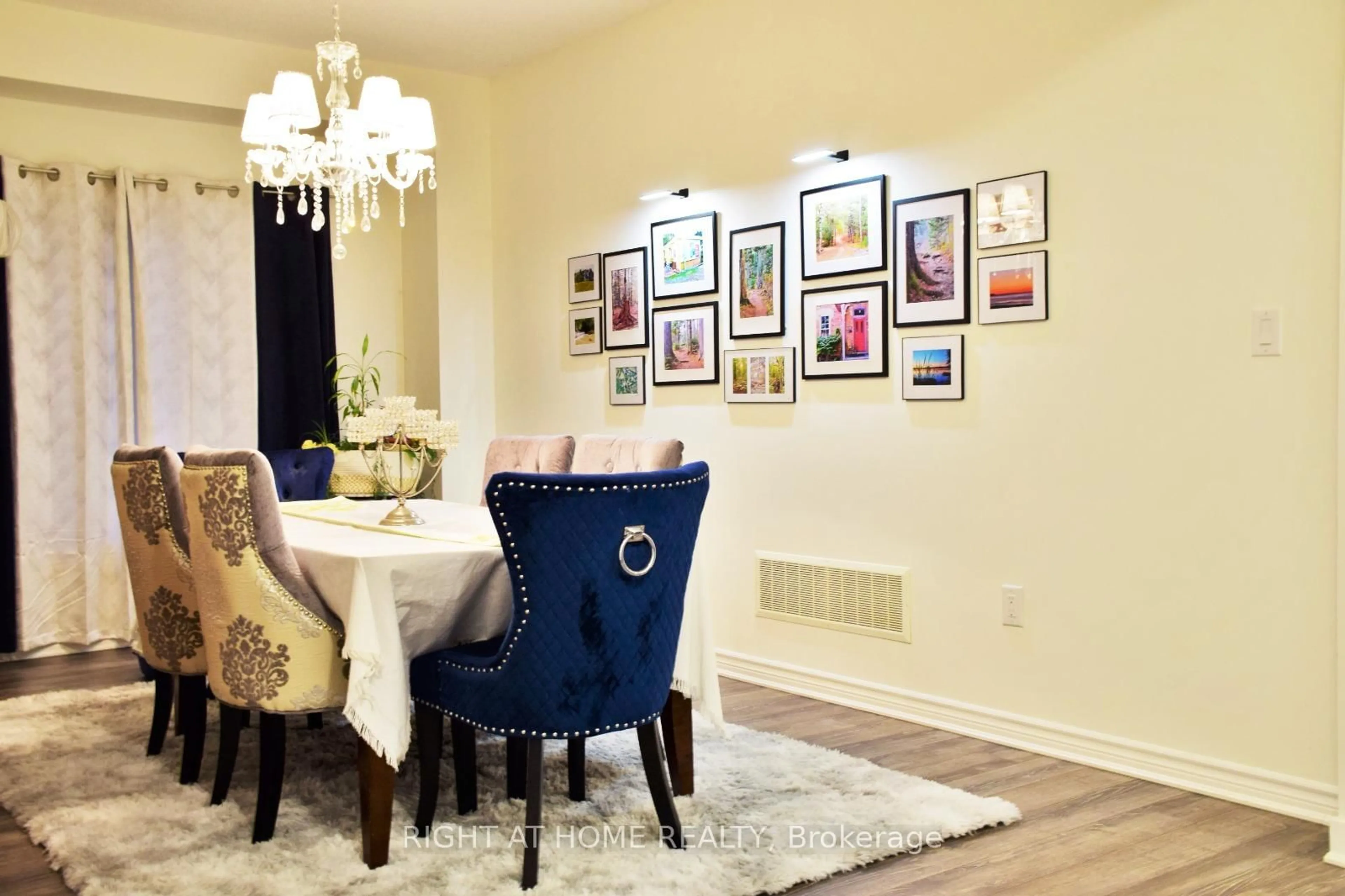 Dining room, wood/laminate floor for 30 Sandhill Crane Dr, Wasaga Beach Ontario L9Z 0J6