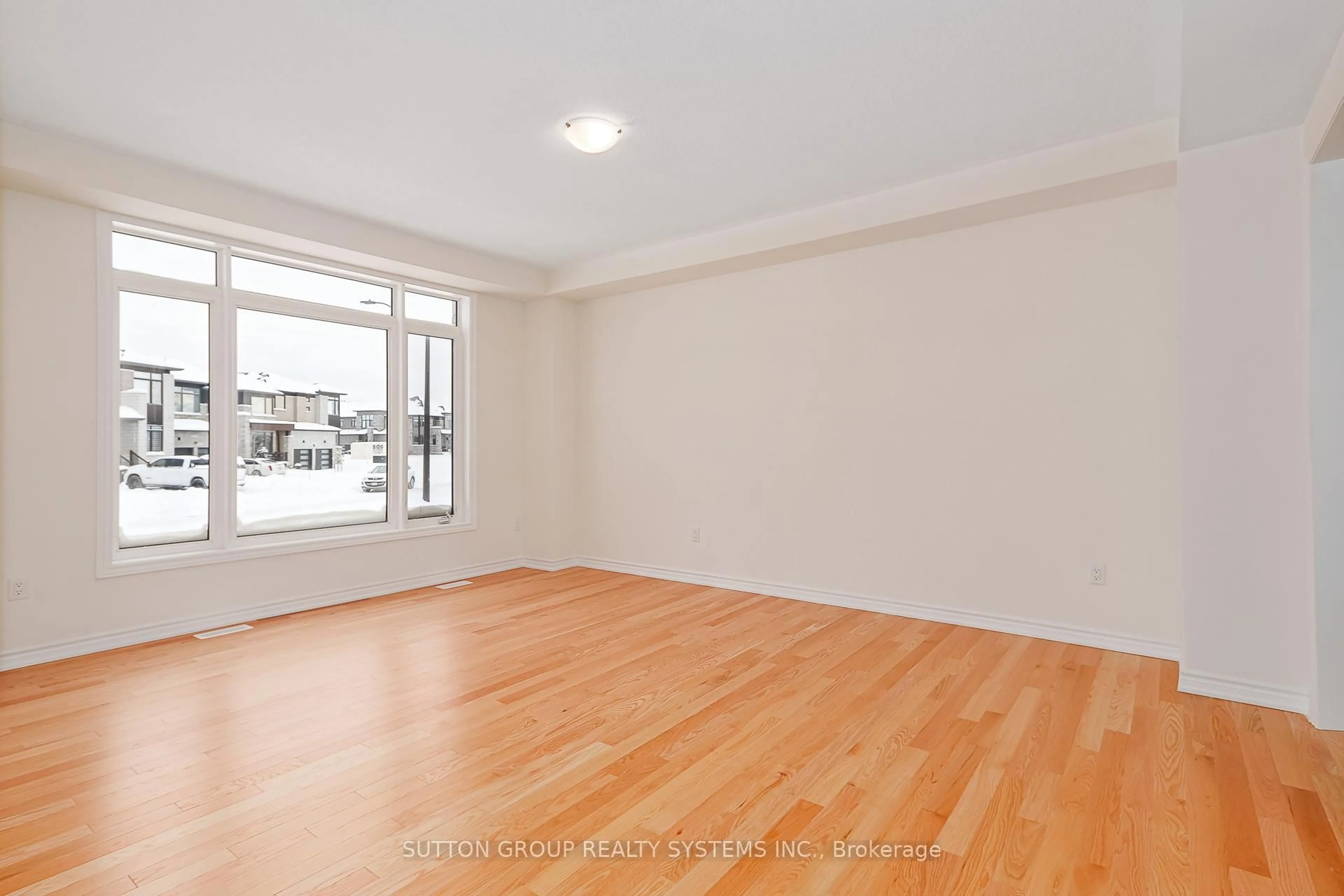 A pic of a room for 184 Roseanne Circ, Wasaga Beach Ontario L9Z 0N1