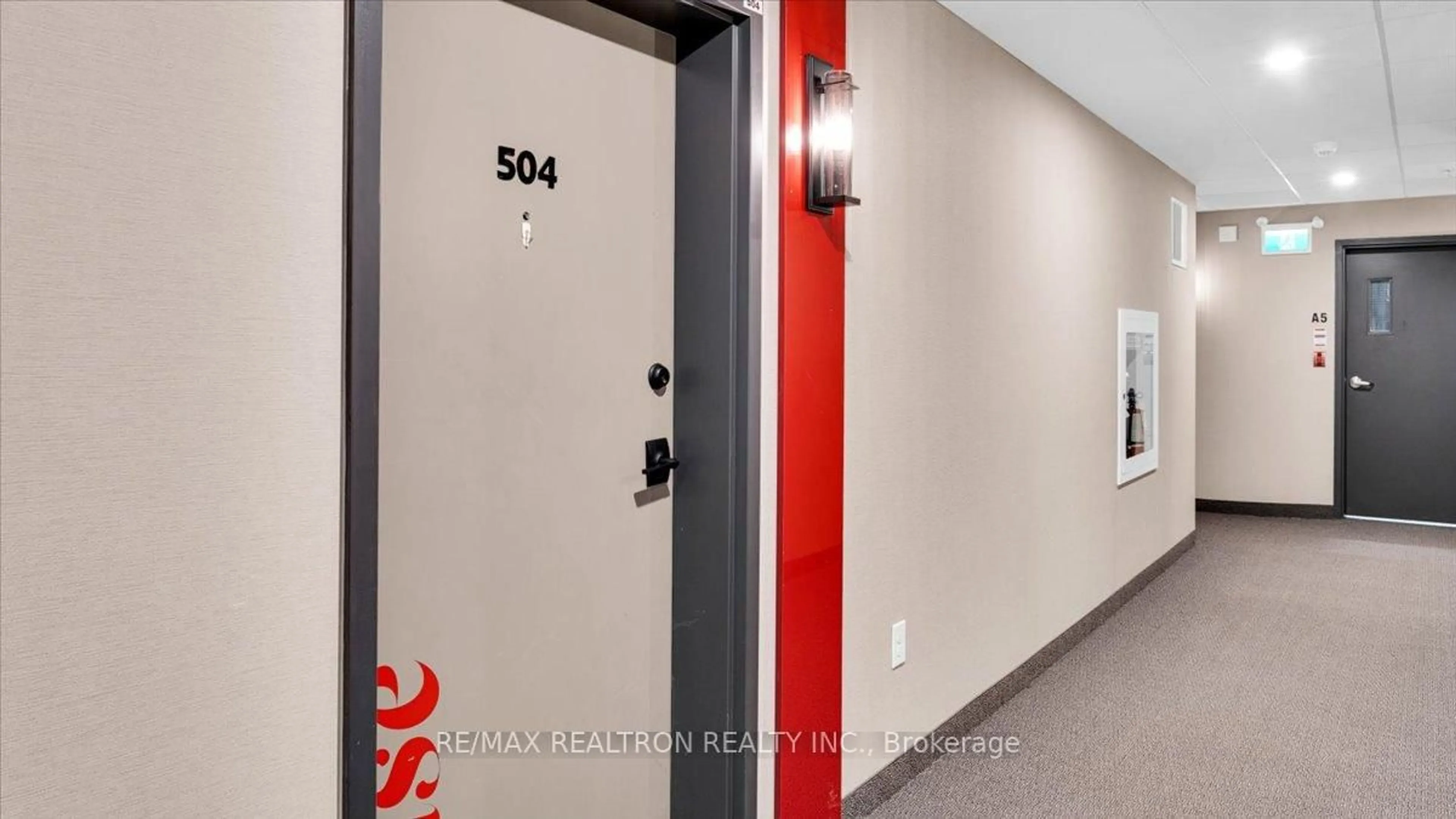 Indoor foyer for 10 Culinary Lane #504, Barrie Ontario L9J 0C2