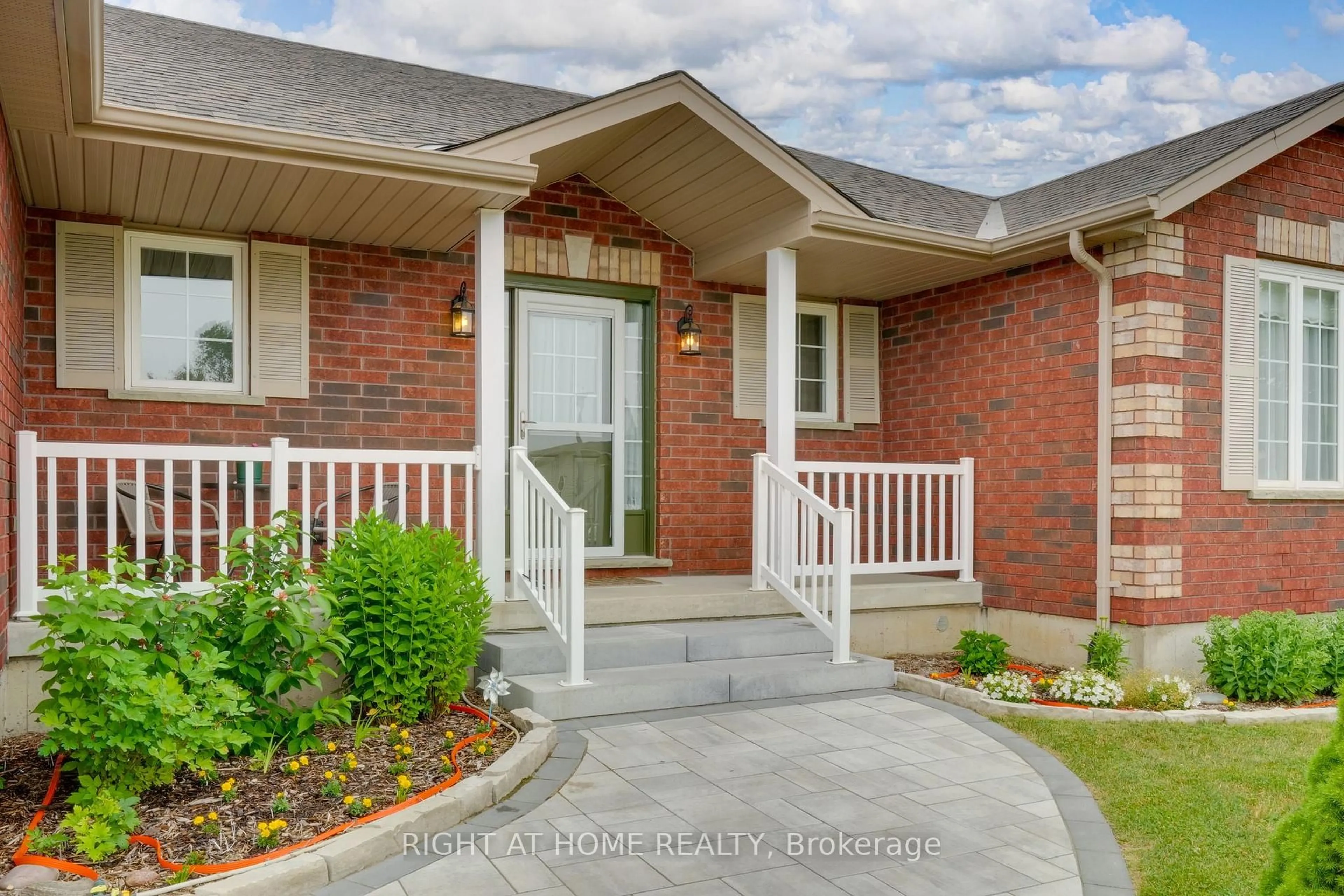 Home with brick exterior material, street for 16 O'neill Circ, Springwater Ontario L0L 2K0