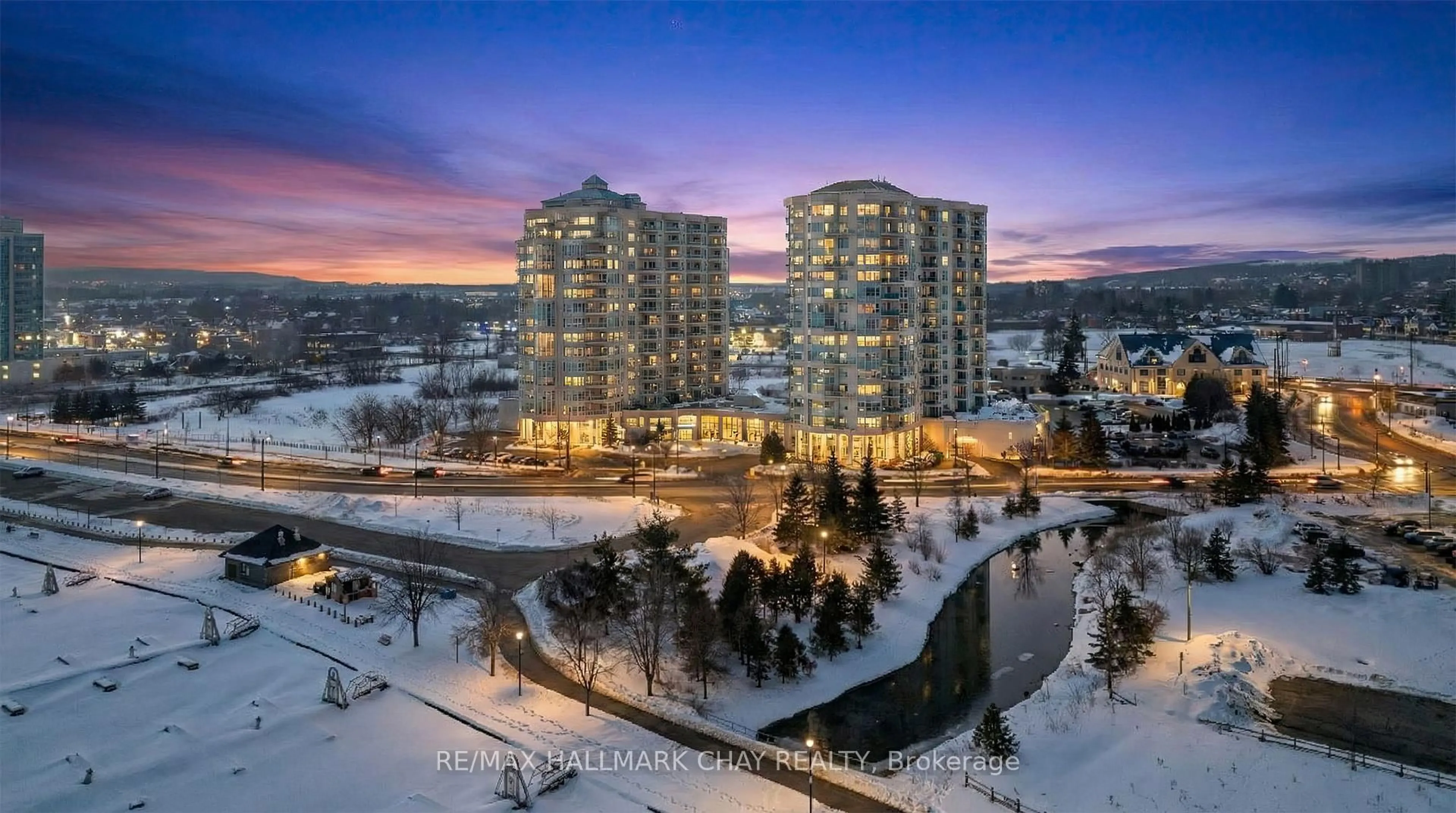 A pic from outside/outdoor area/front of a property/back of a property/a pic from drone, city buildings view from balcony for 2 Toronto St #PH 2-4, Barrie Ontario L4N 9R2