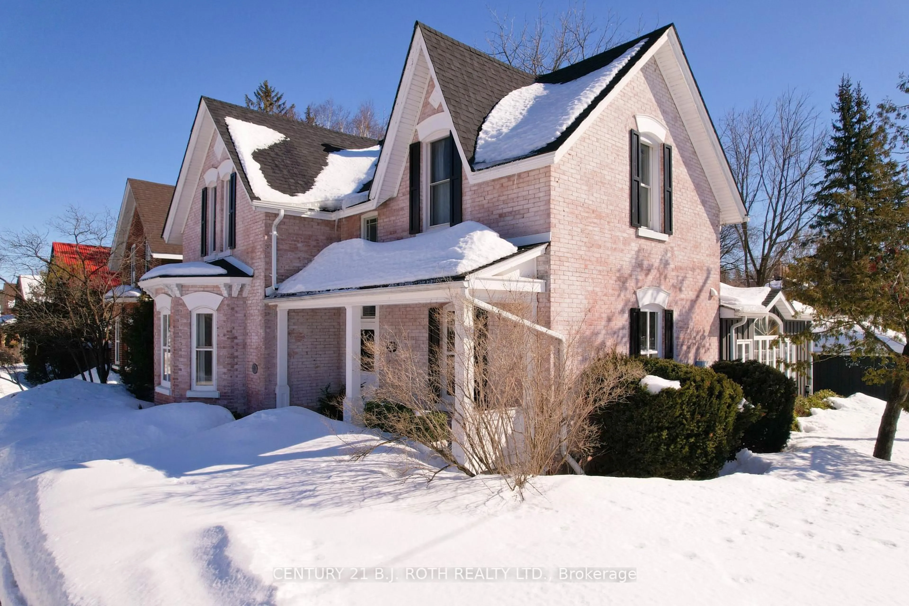 Unknown for 90 Cumberland St, Barrie Ontario L4N 2P7