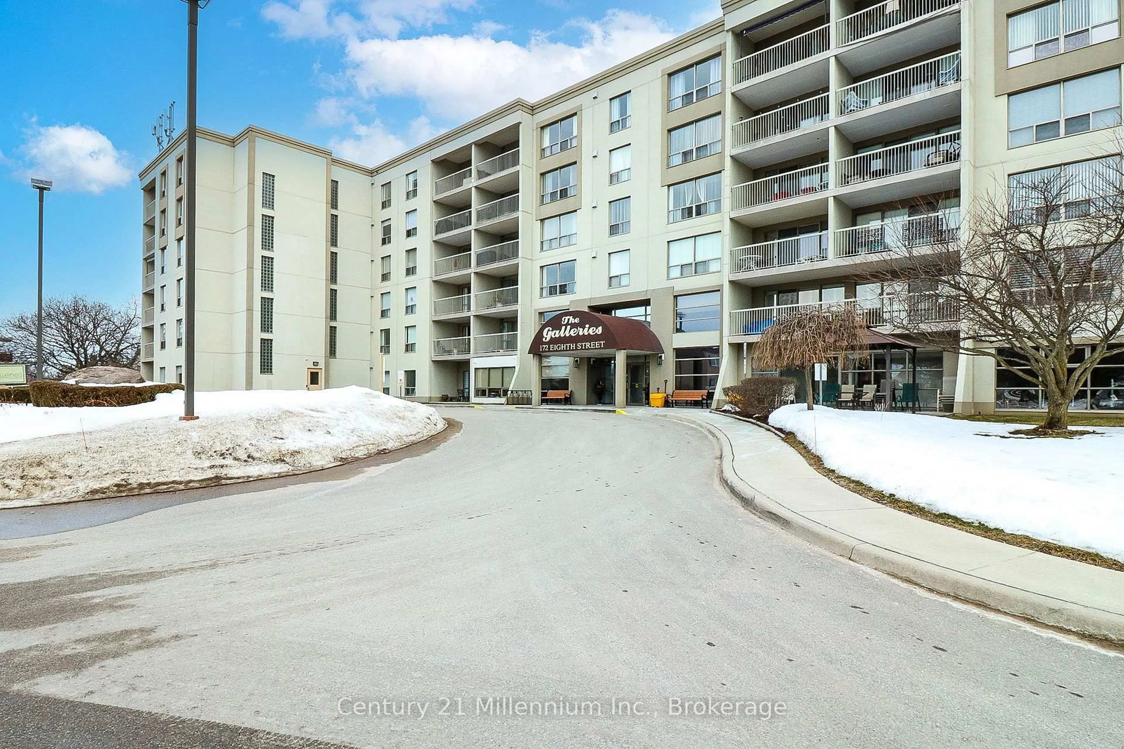 Patio, unknown for 172 Eighth St #614, Collingwood Ontario L9Y 4T2