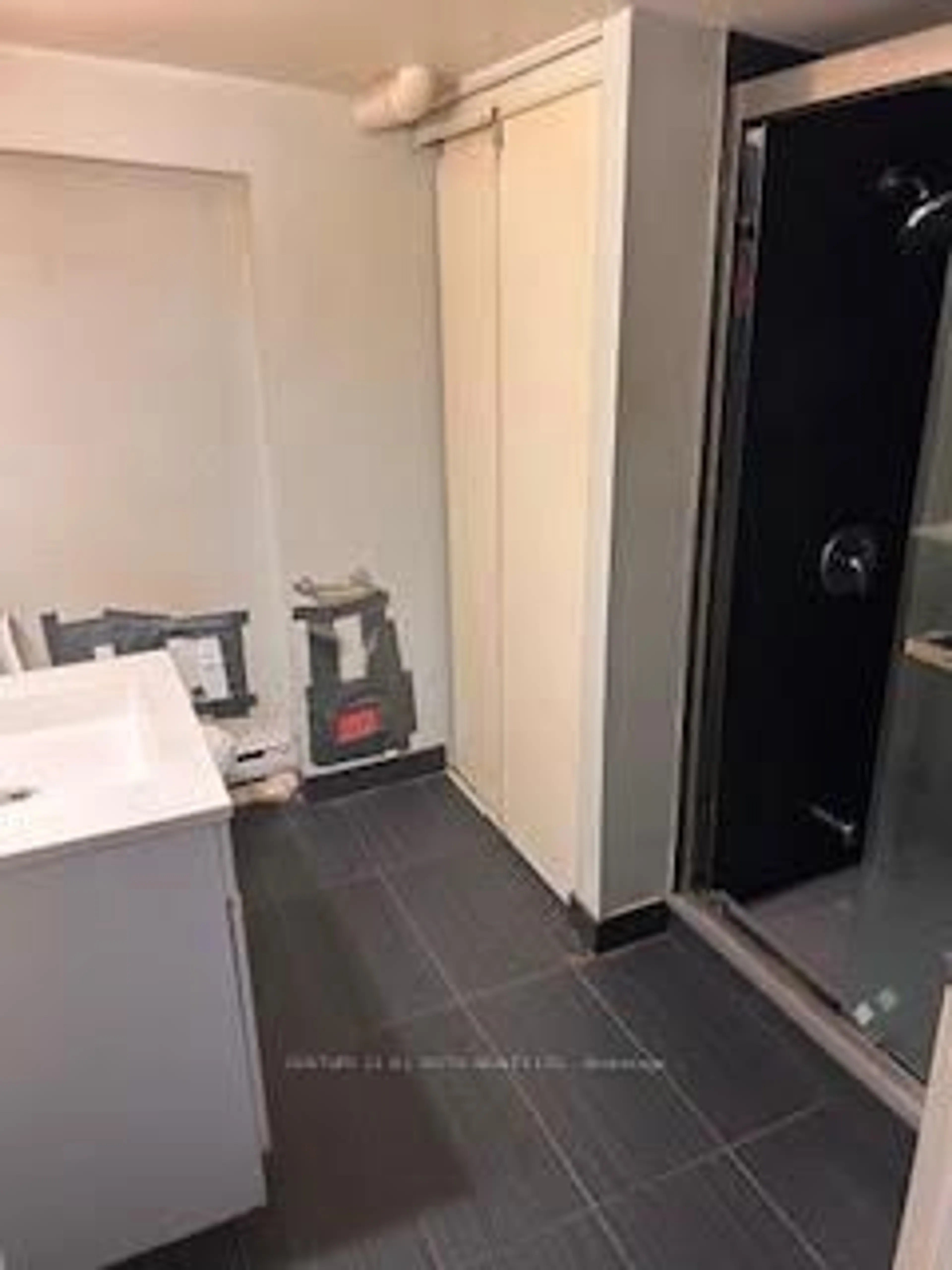 A pic of a room for 476 West St, Orillia Ontario L3V 5E8