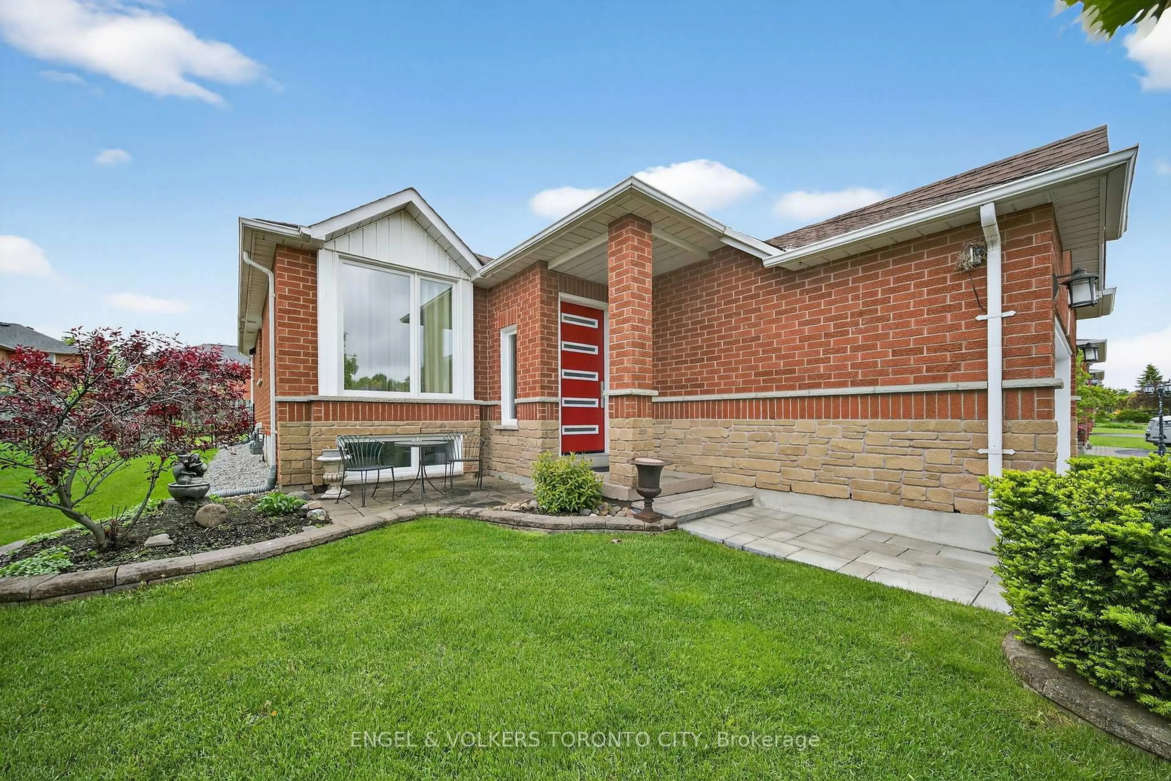 Home with brick exterior material, street for 168 Hurst Dr, Barrie Ontario L4N 8P6