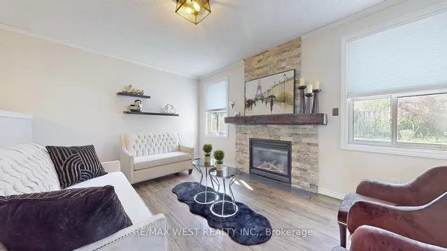 56 Livia Herman Way, Barrie 2