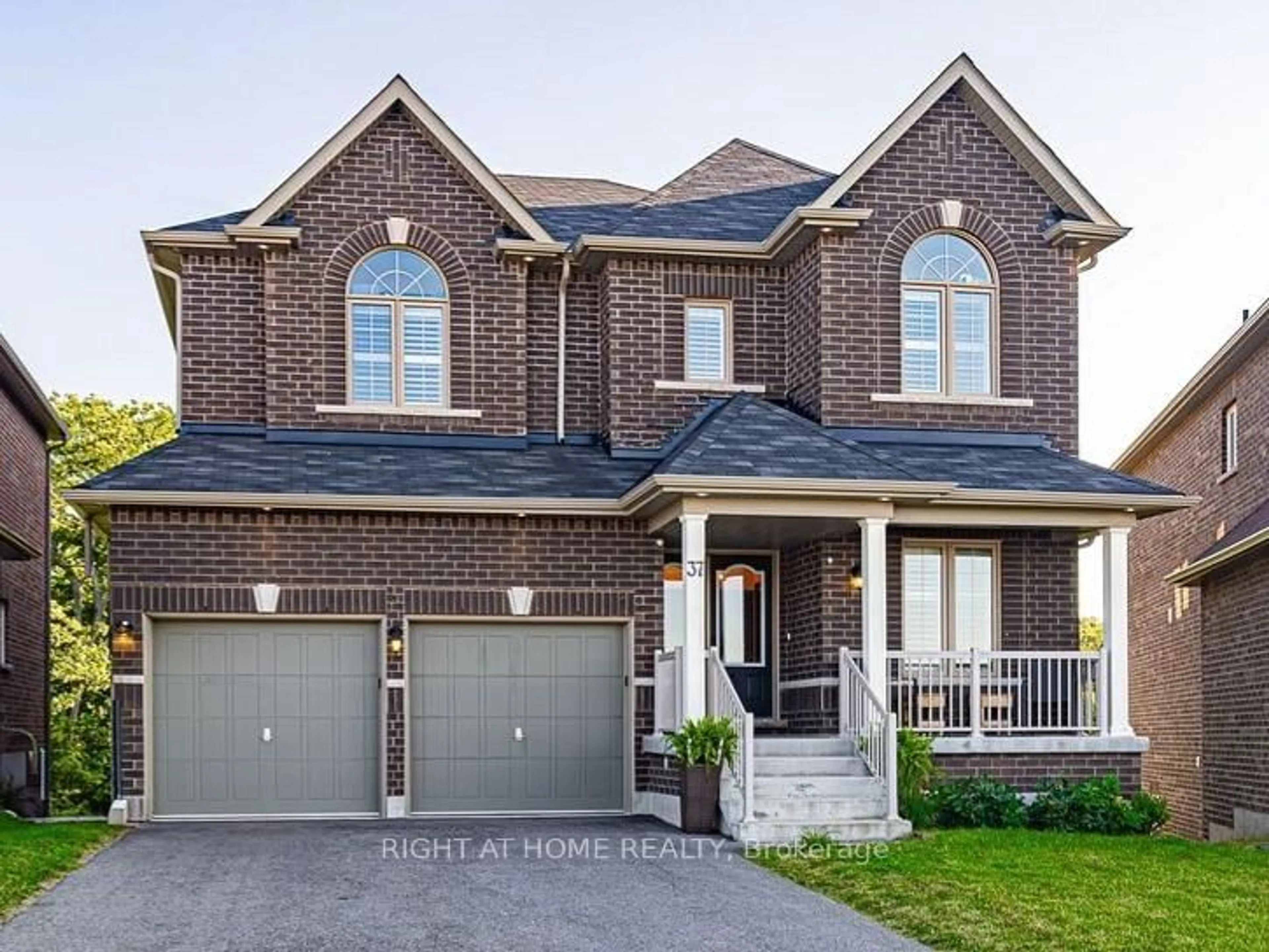 Home with brick exterior material, street for 37 Muirfield Dr, Barrie Ontario L4N 5S4