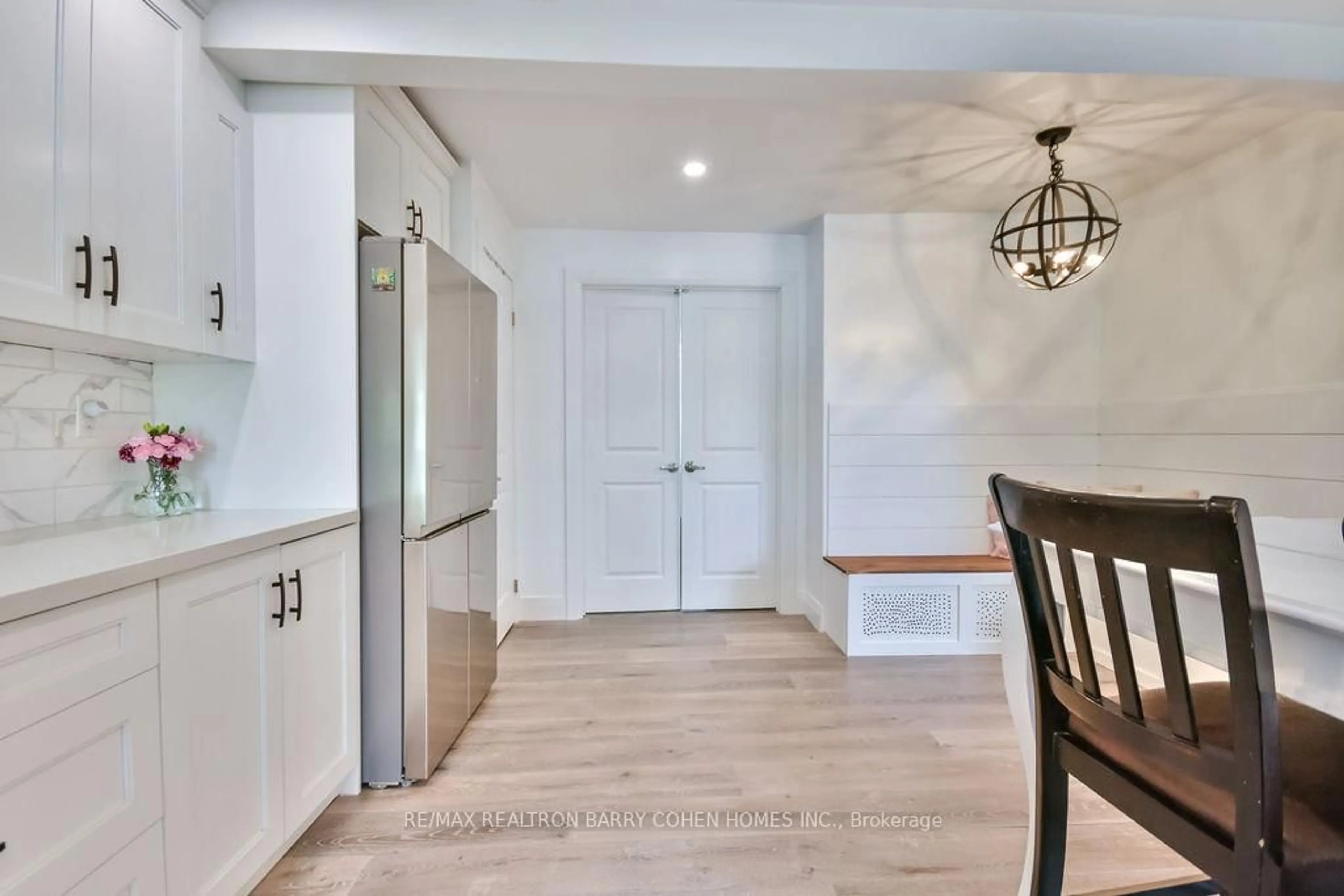 Open concept kitchen, unknown for 2695 Cumberland Rd, Severn Ontario L0K 1G0