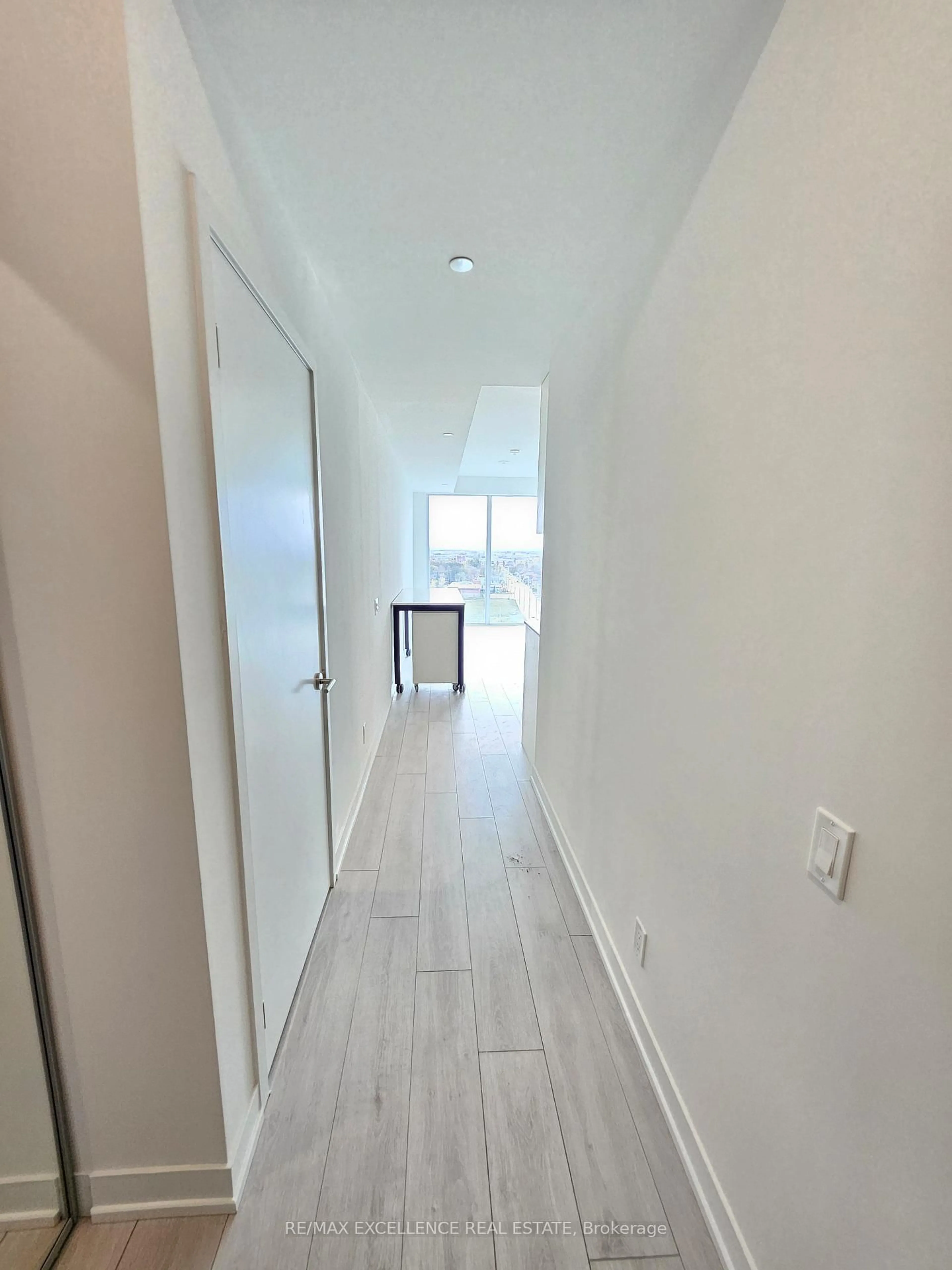 A pic of a room for 39 Mary St #1202, Barrie Ontario L4N 1S9