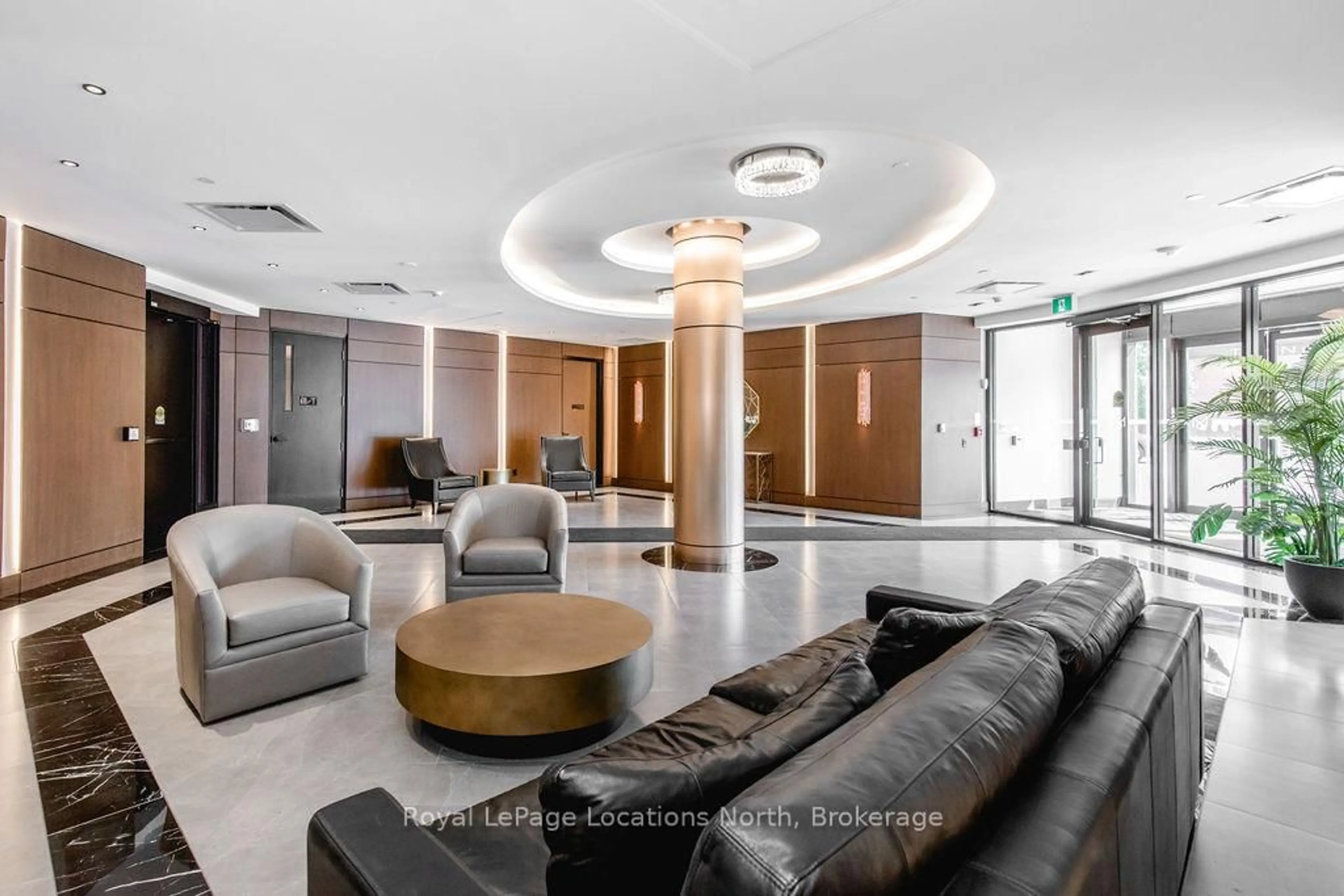 Lobby for 1 Hume St #213, Collingwood Ontario L9Y 0X3