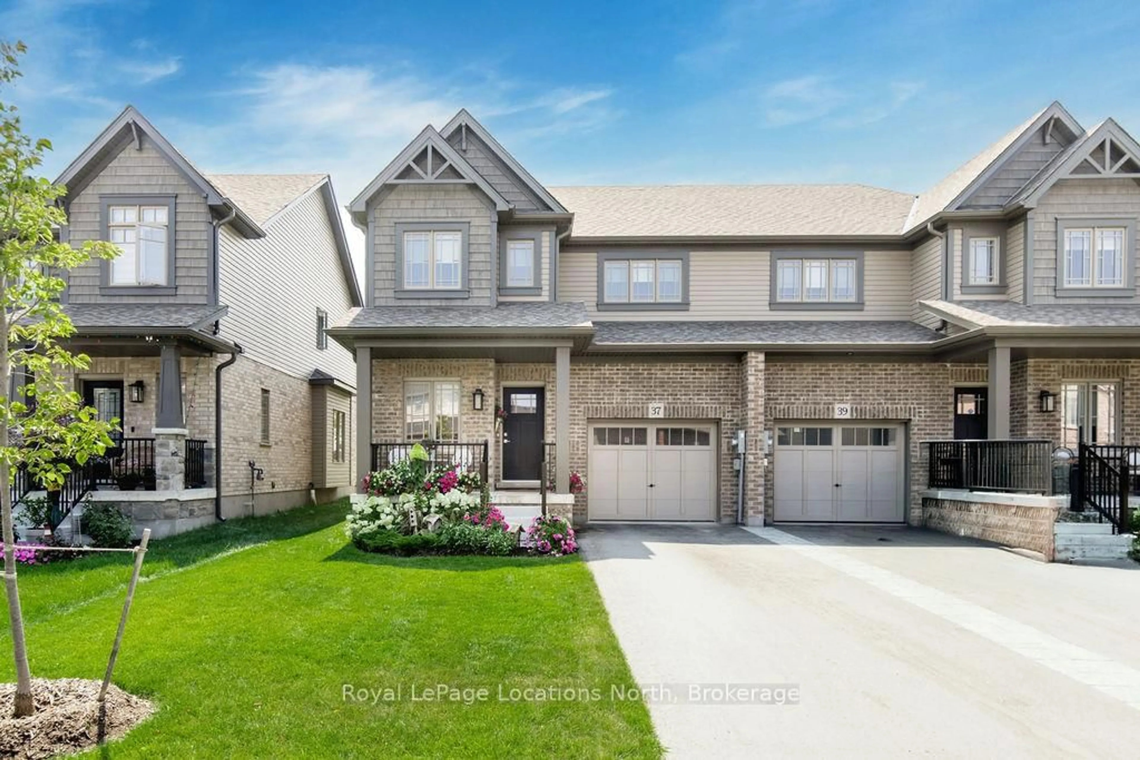 Home with brick exterior material, street for 37 Shipley Ave, Collingwood Ontario L9Y 5M6