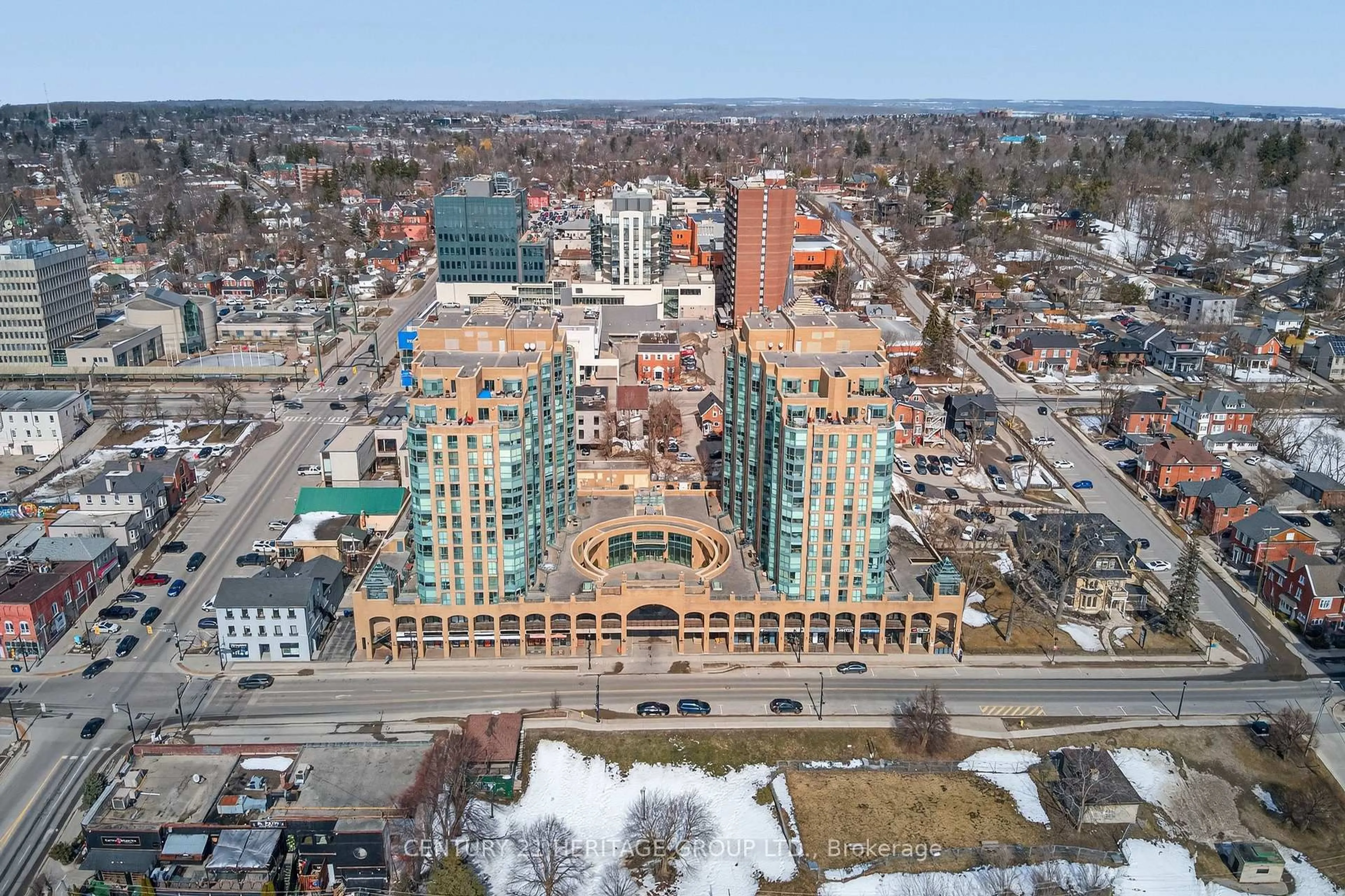 A pic from outside/outdoor area/front of a property/back of a property/a pic from drone, building for 150 Dunlop St #1005, Barrie Ontario L4M 6H1