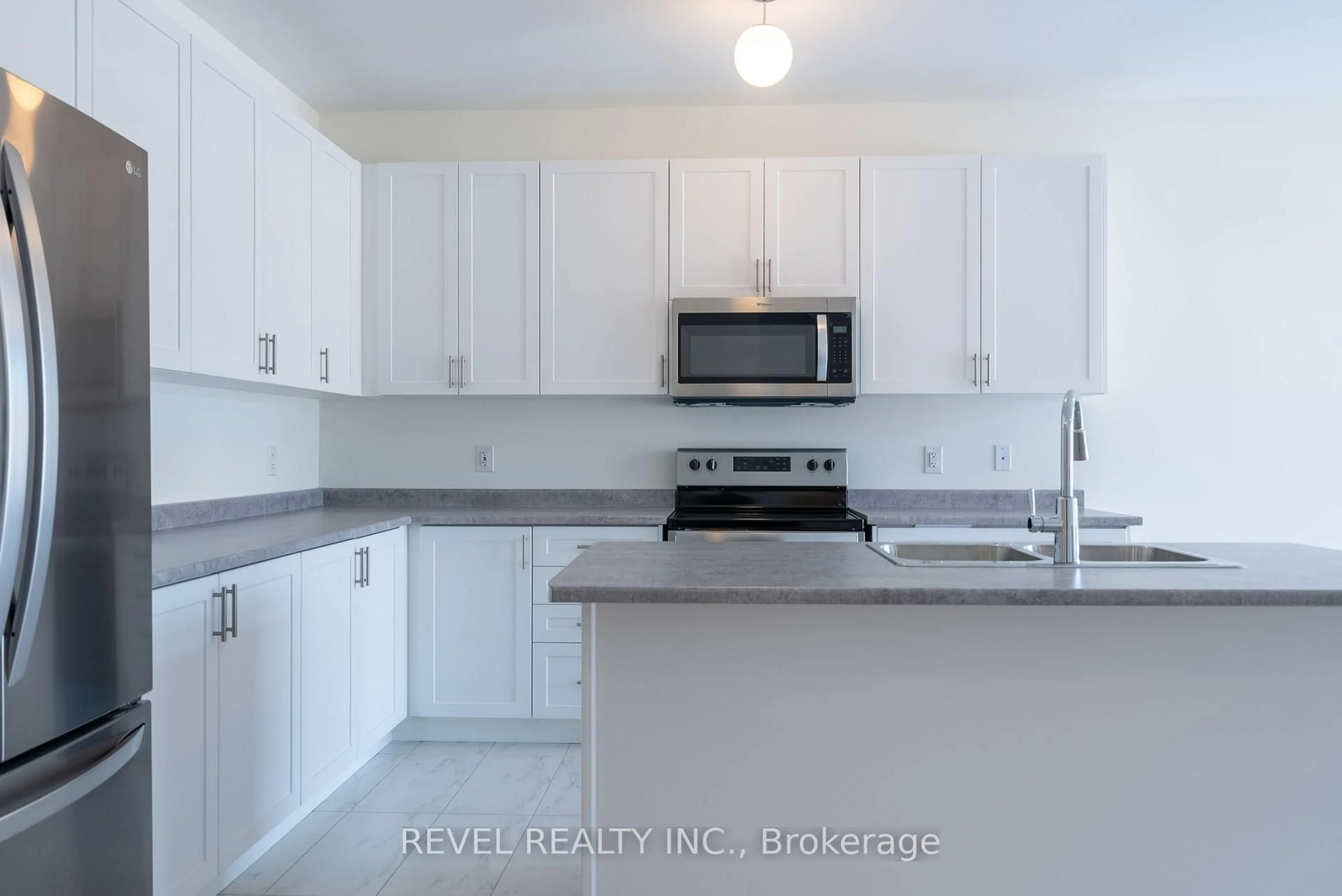 Standard kitchen, unknown for 220 Ramblewood Dr, Wasaga Beach Ontario L9Z 2B2