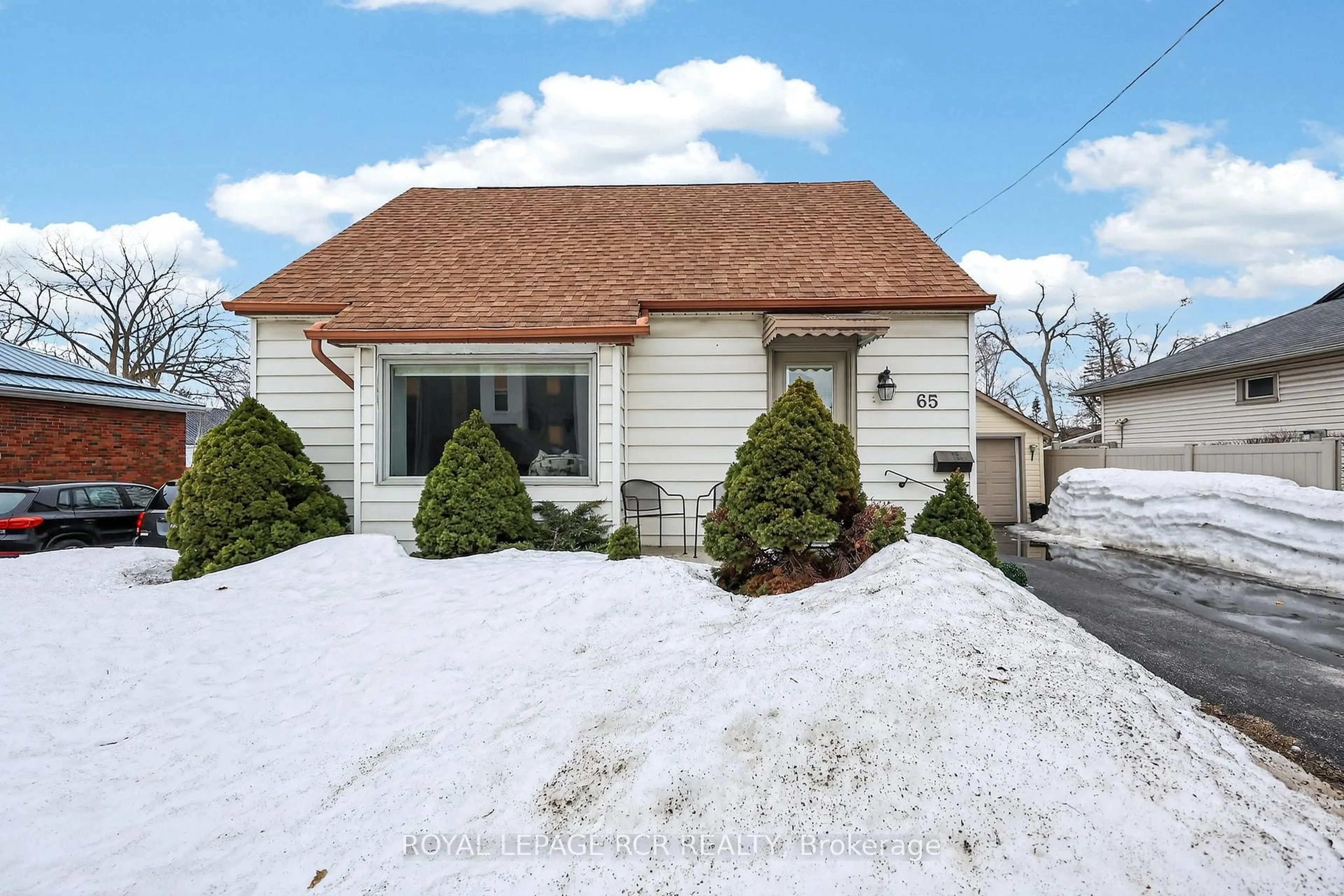 Unknown for 65 Donald St, Barrie Ontario L4N 1E5