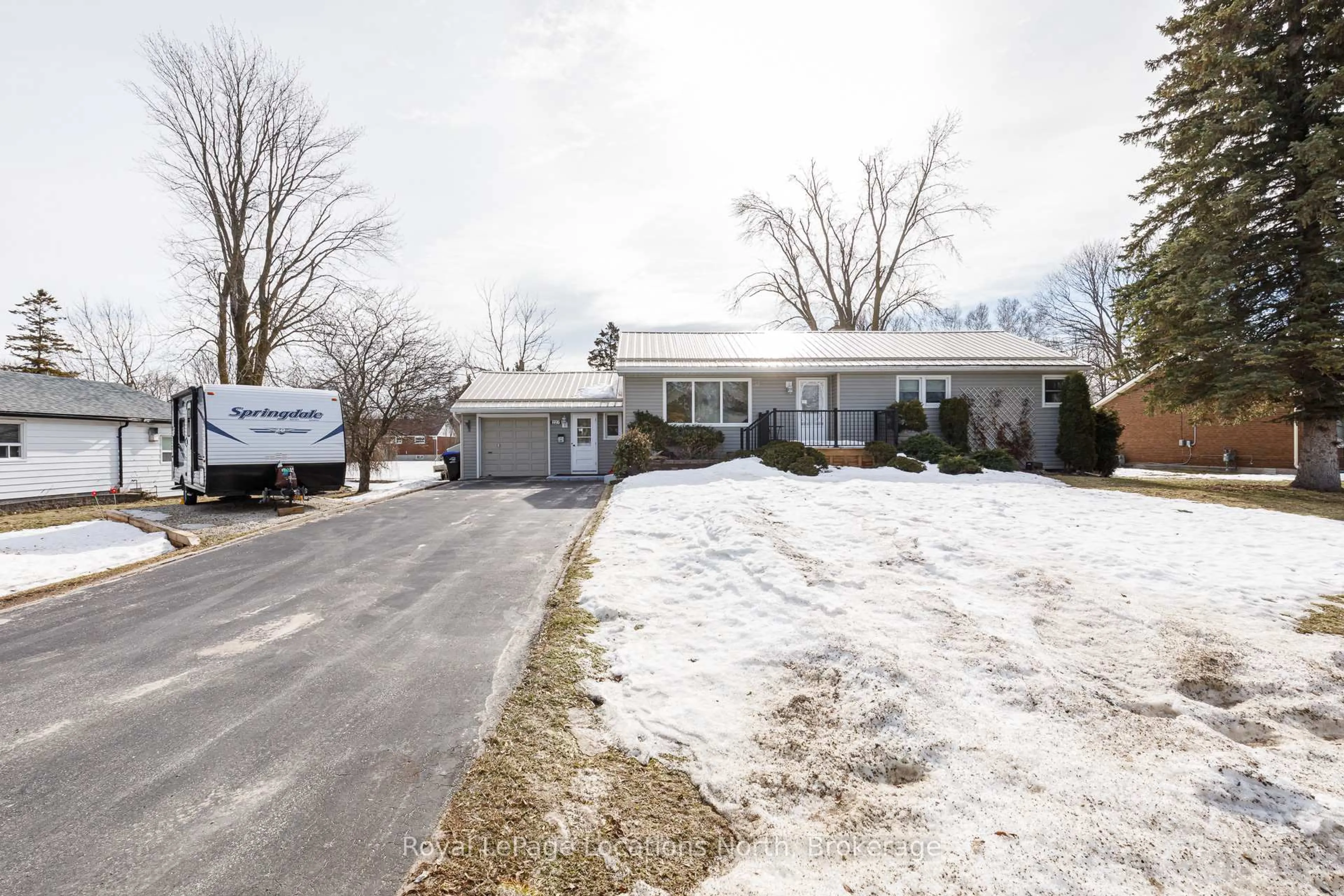 Unknown for 227 Superior St, Clearview Ontario L0M 1S0