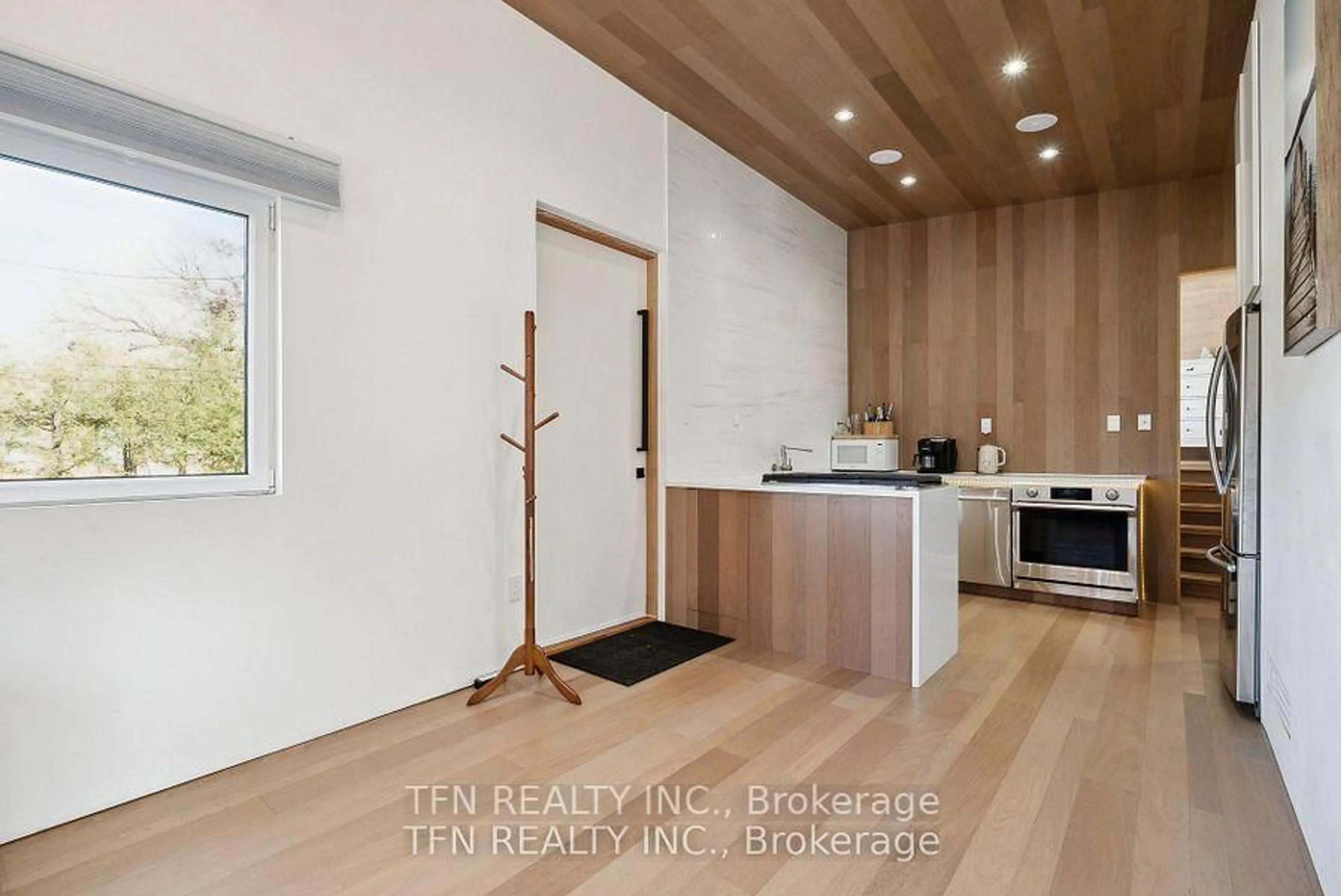 Unknown for 12 Schooner Lane, Tay Ontario L0K 2C0