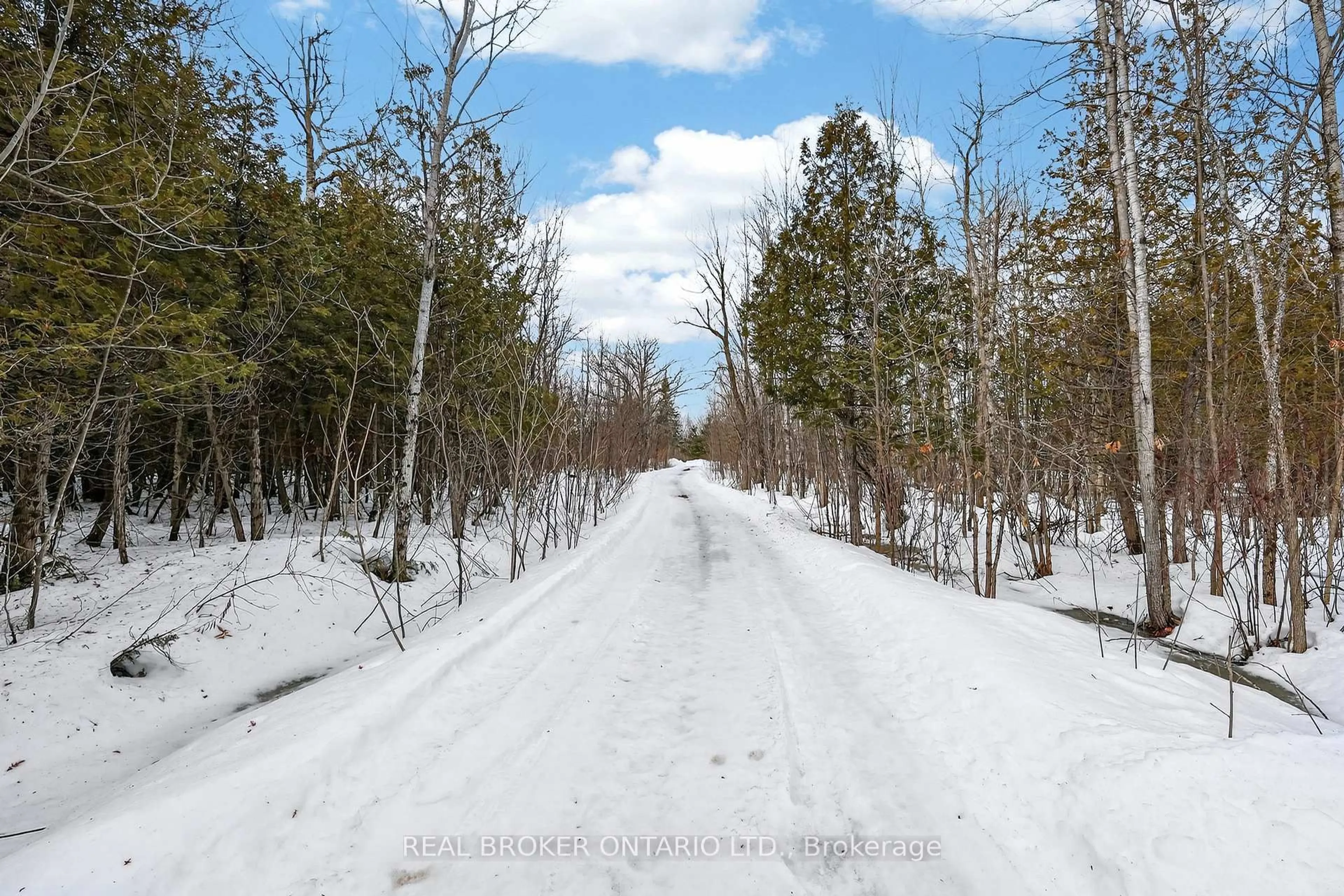 Unknown for 1866 Tay Bay Rd, Severn Ontario L0K 1E0