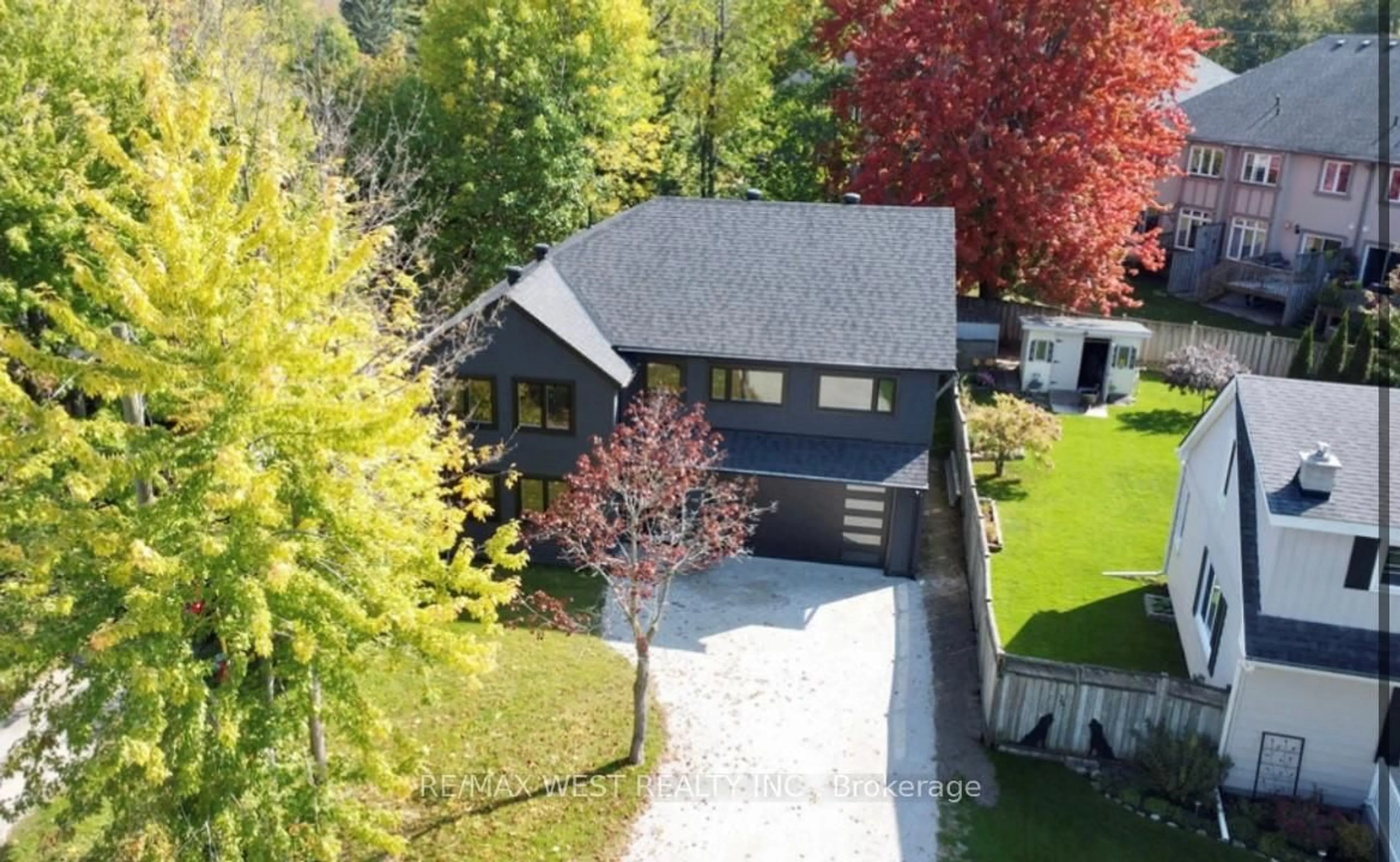 A pic from outside/outdoor area/front of a property/back of a property/a pic from drone, street for 159 Cedar Island Rd, Orillia Ontario L3V 1S9