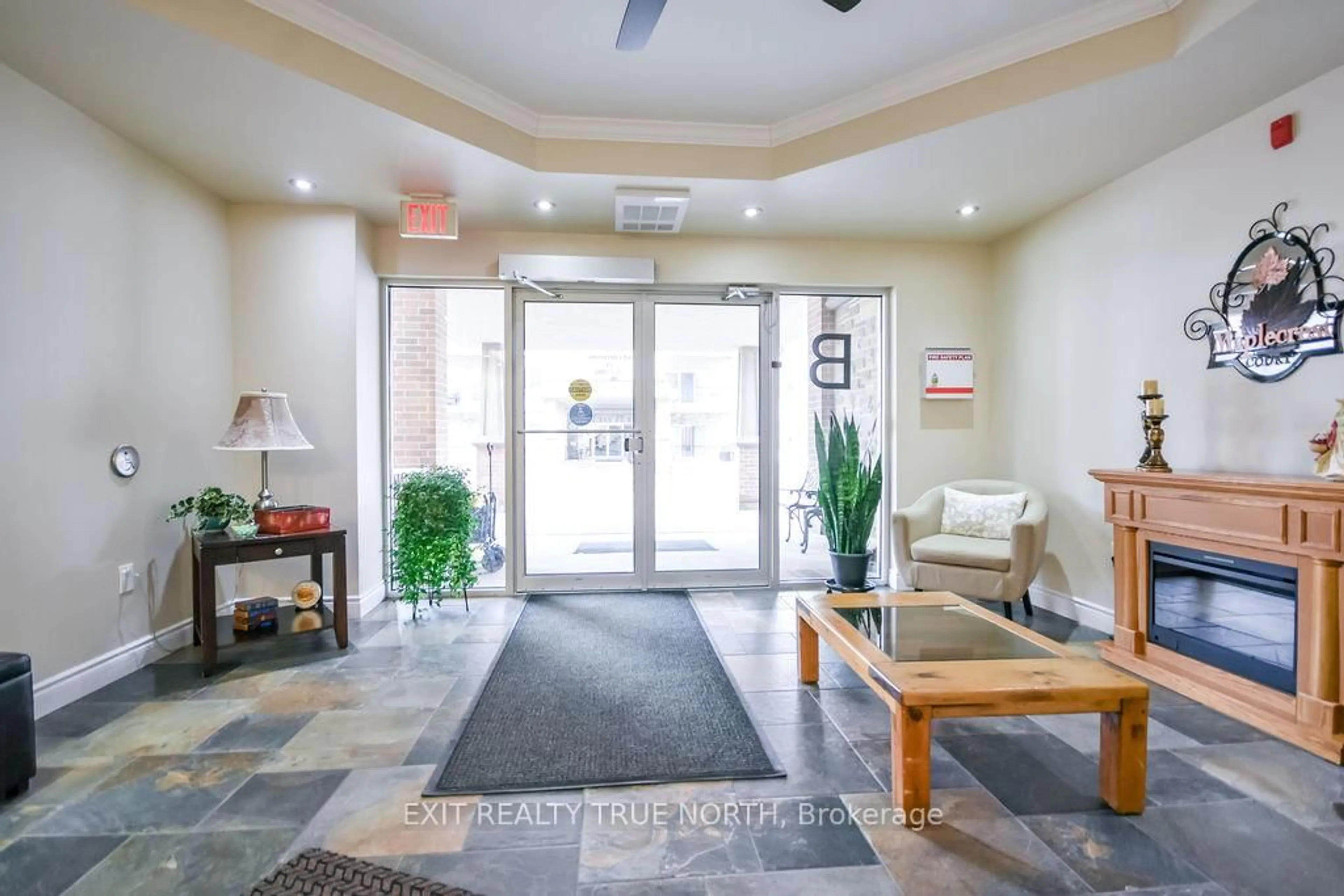 Unknown for 19B Yonge St #204, Springwater Ontario L0L 1P0