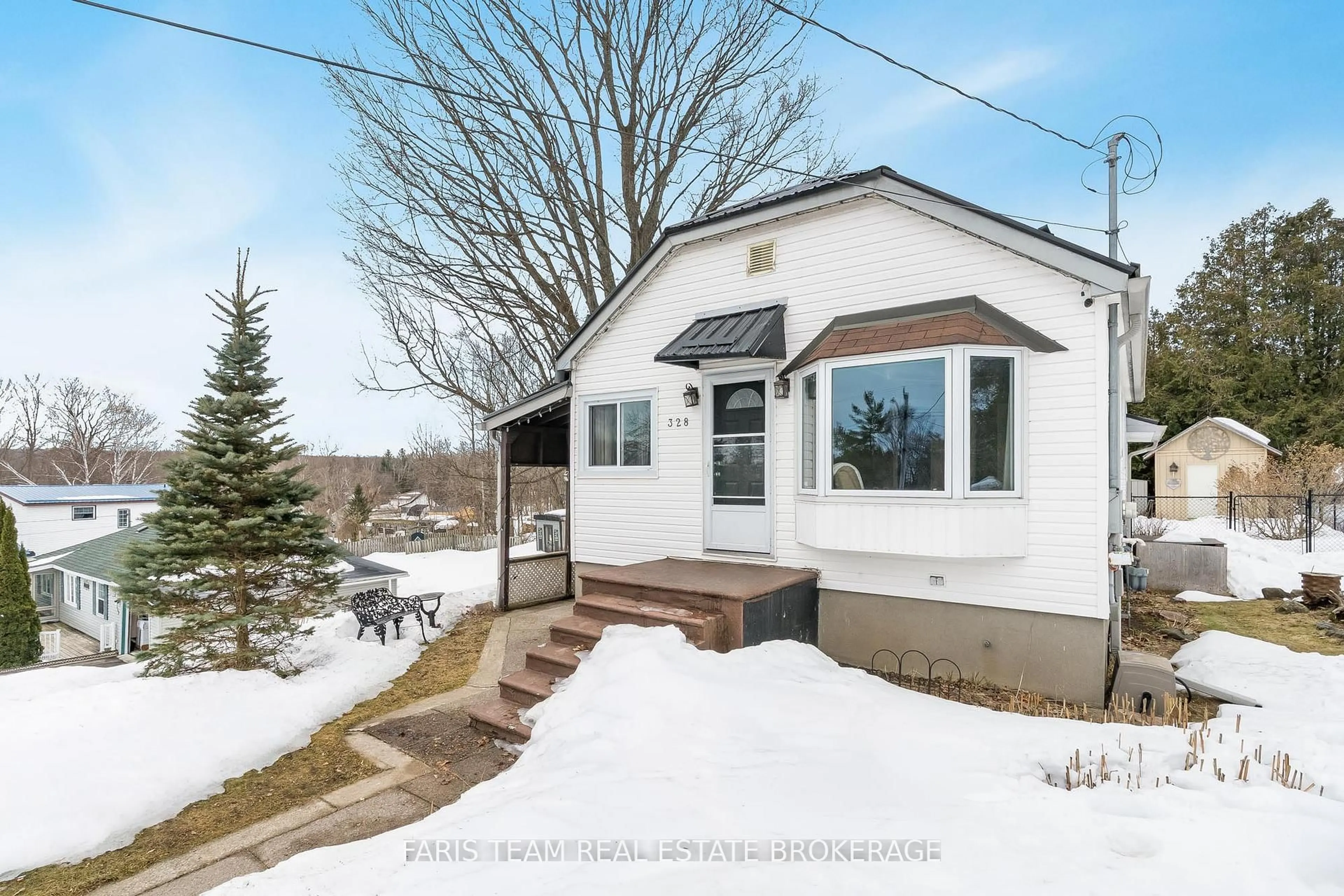 Unknown for 328 Percy St, Tay Ontario L0K 2C0