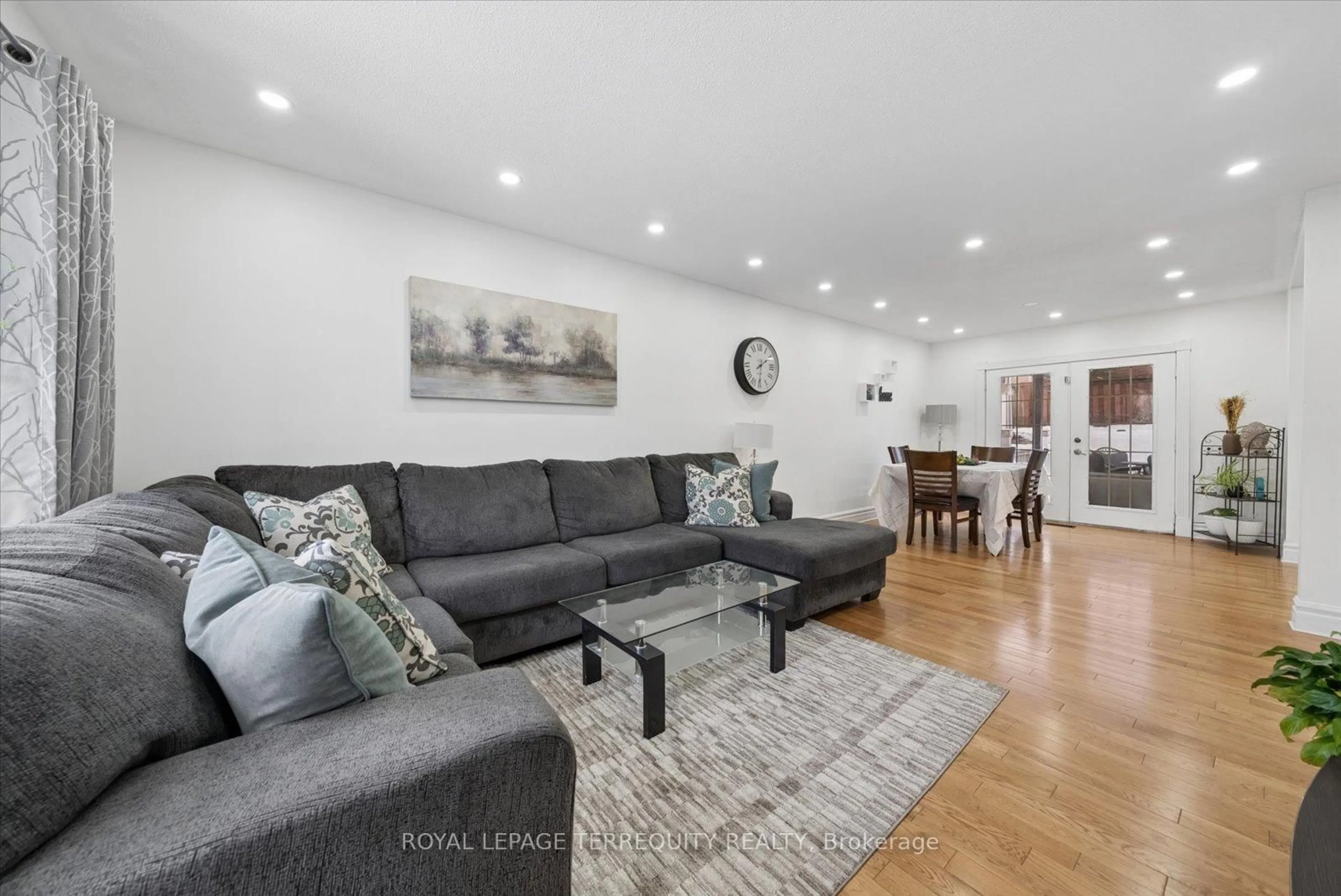 Unknown for 39 Baldwin Lane, Barrie Ontario L4N 2W2