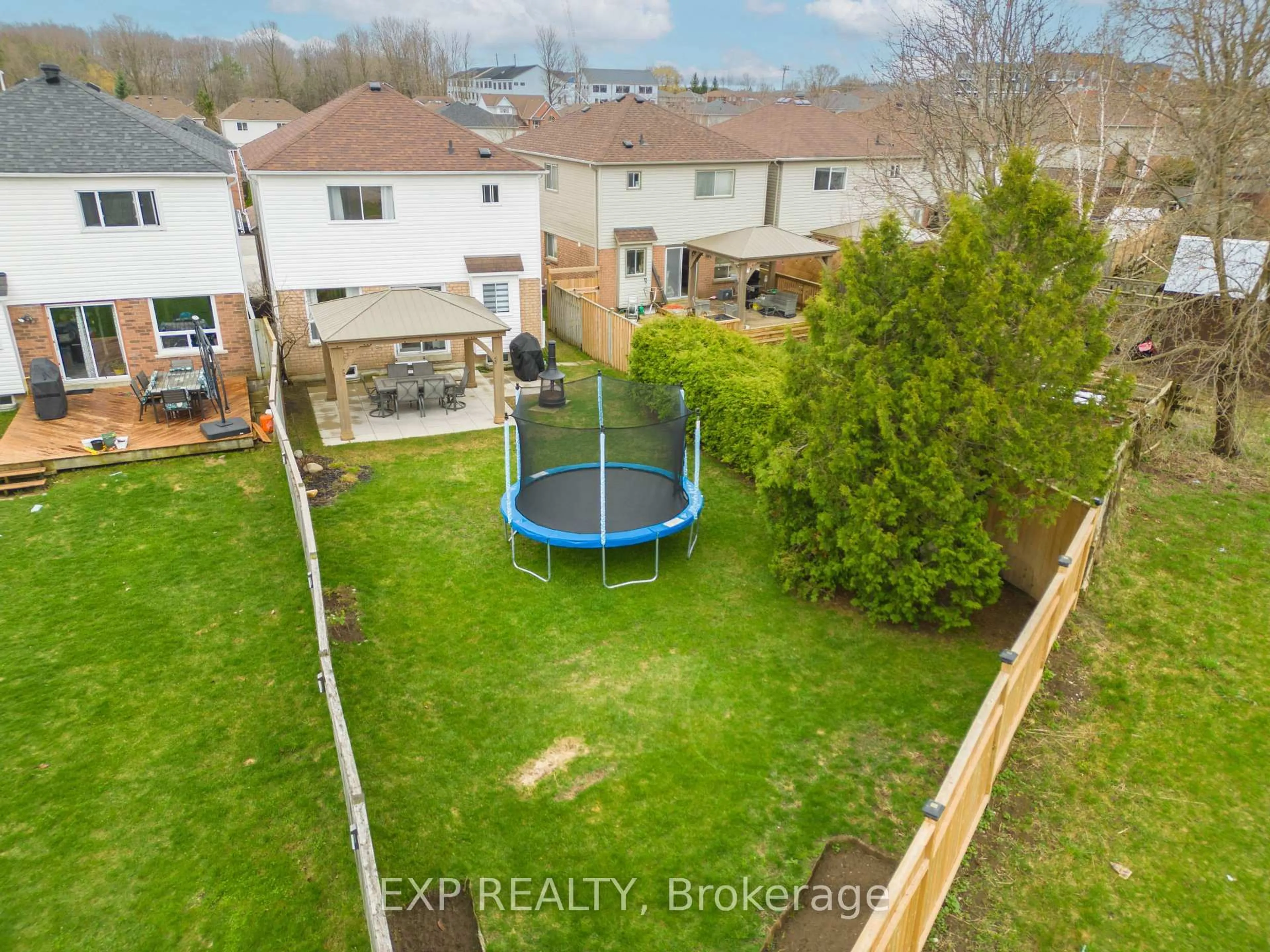 A pic from outside/outdoor area/front of a property/back of a property/a pic from drone, unknown for 30 Aikens Cres, Barrie Ontario L4N 8M6