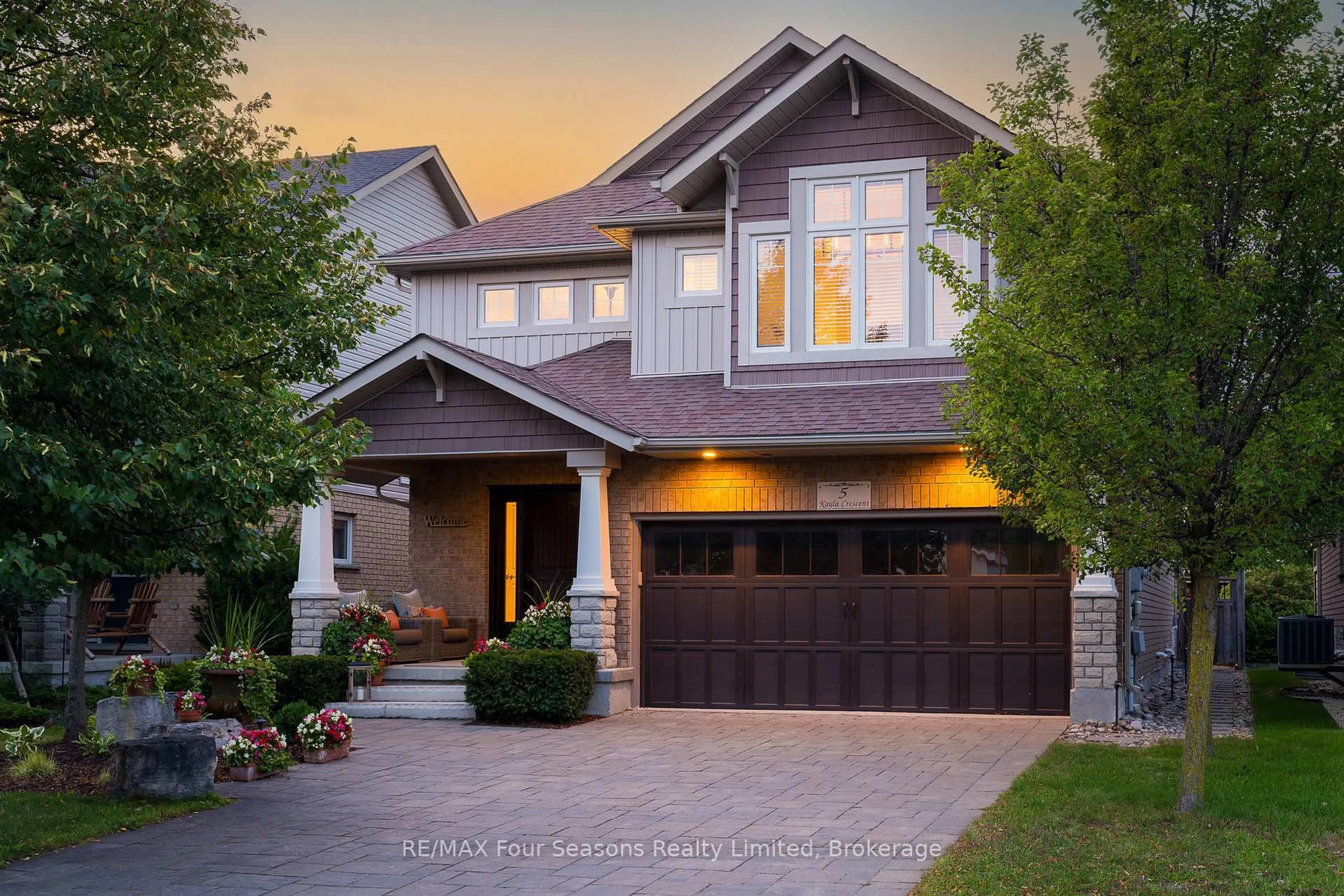 Home with brick exterior material, street for 5 Kayla Cres, Collingwood Ontario L9Y 5K9