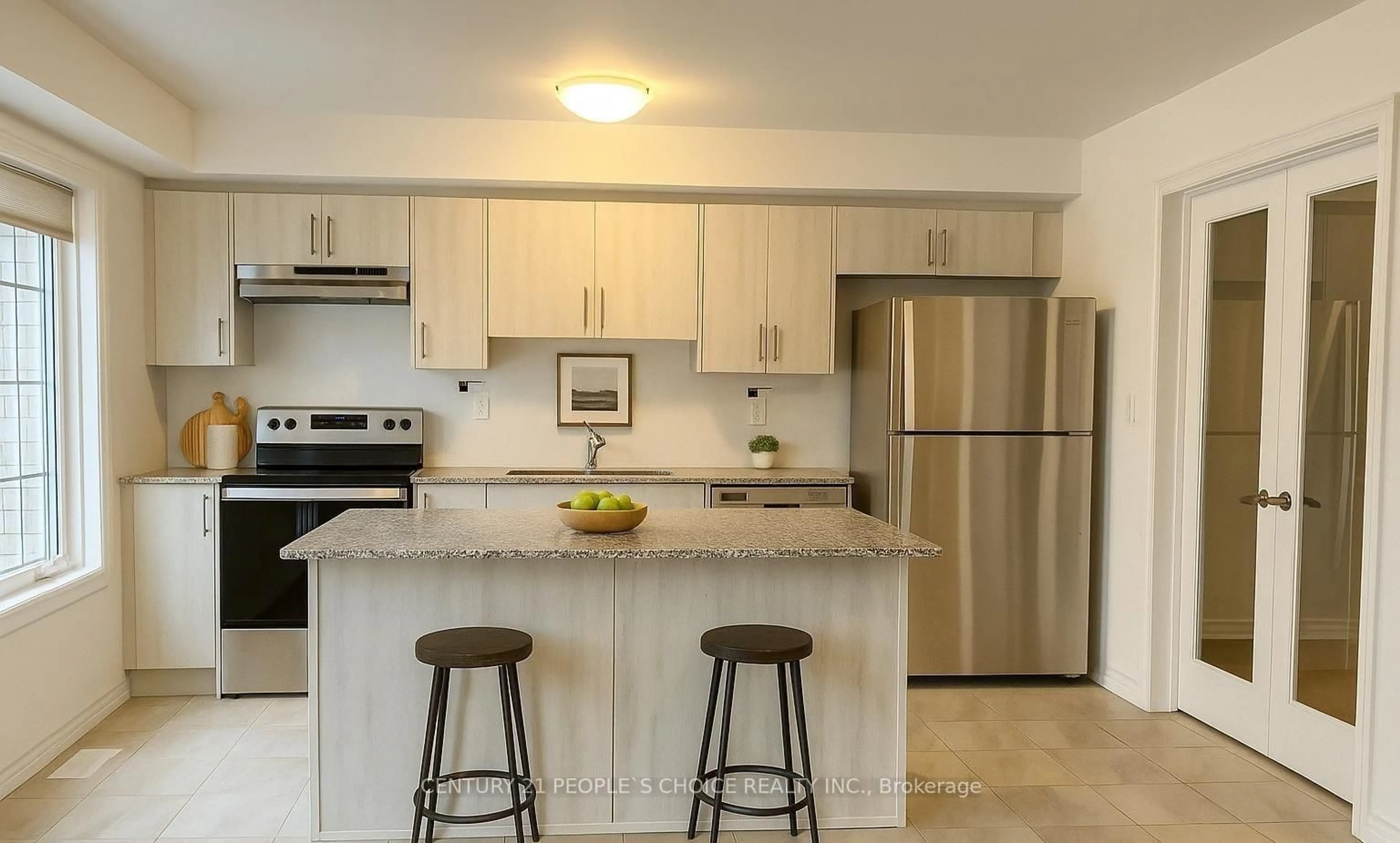 Standard kitchen, ceramic/tile floor for 7 Silo Mews, Barrie Ontario L9J 0V3