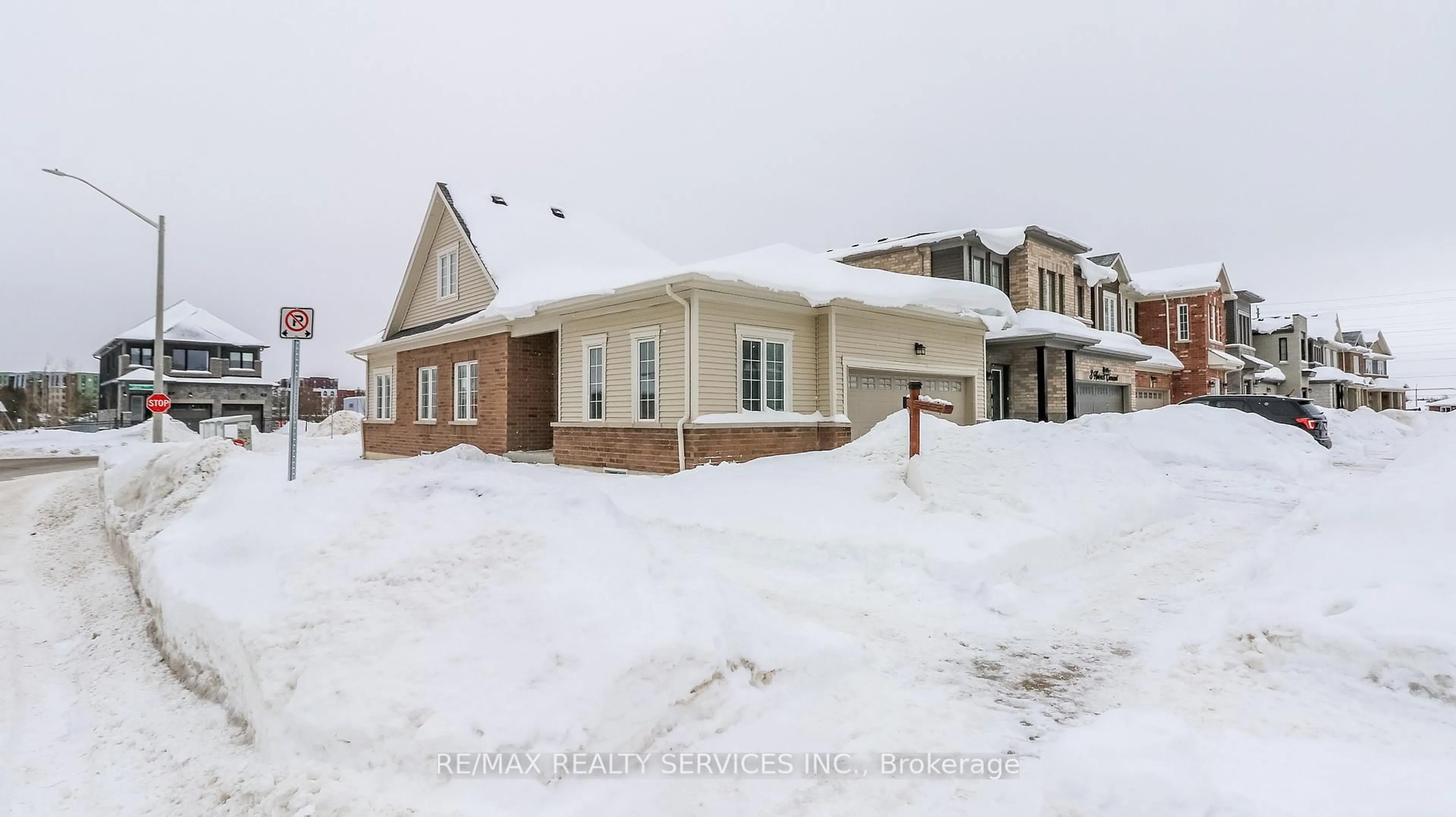 Unknown for 1 Harvest Cres, Barrie Ontario L9J 0T3