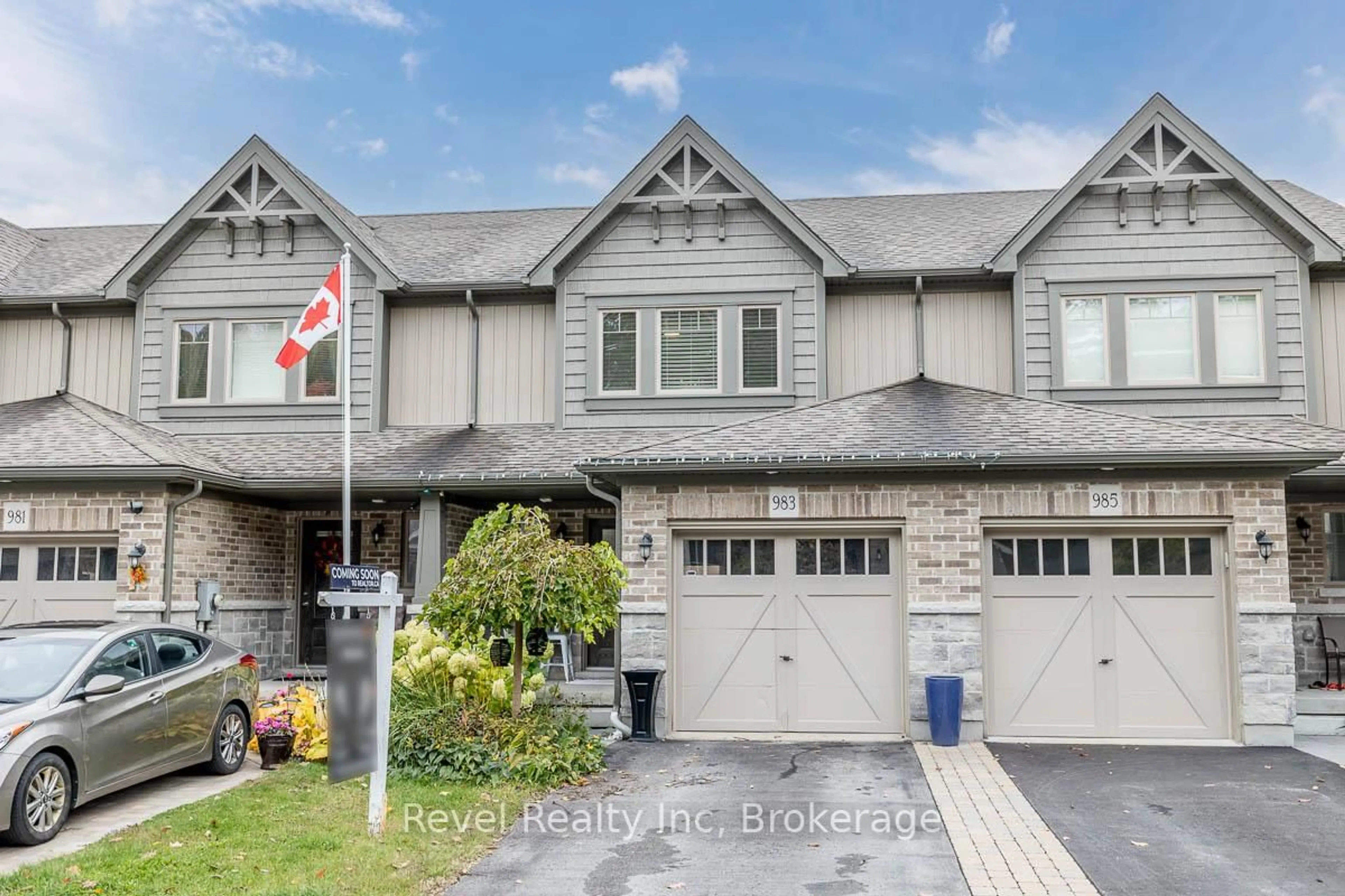 Home with brick exterior material, street for 983 Cook Dr, Midland Ontario L4R 0E4