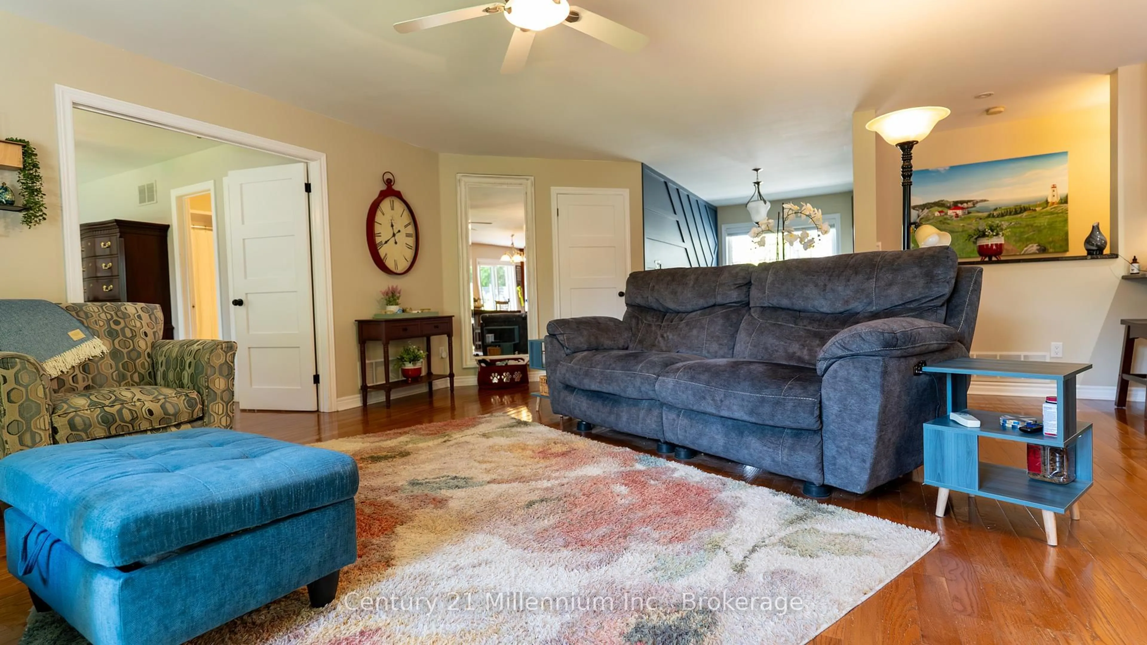 Living room with furniture, unknown for 5 Sugar Maple Lane, Wasaga Beach Ontario L9Z 1P4