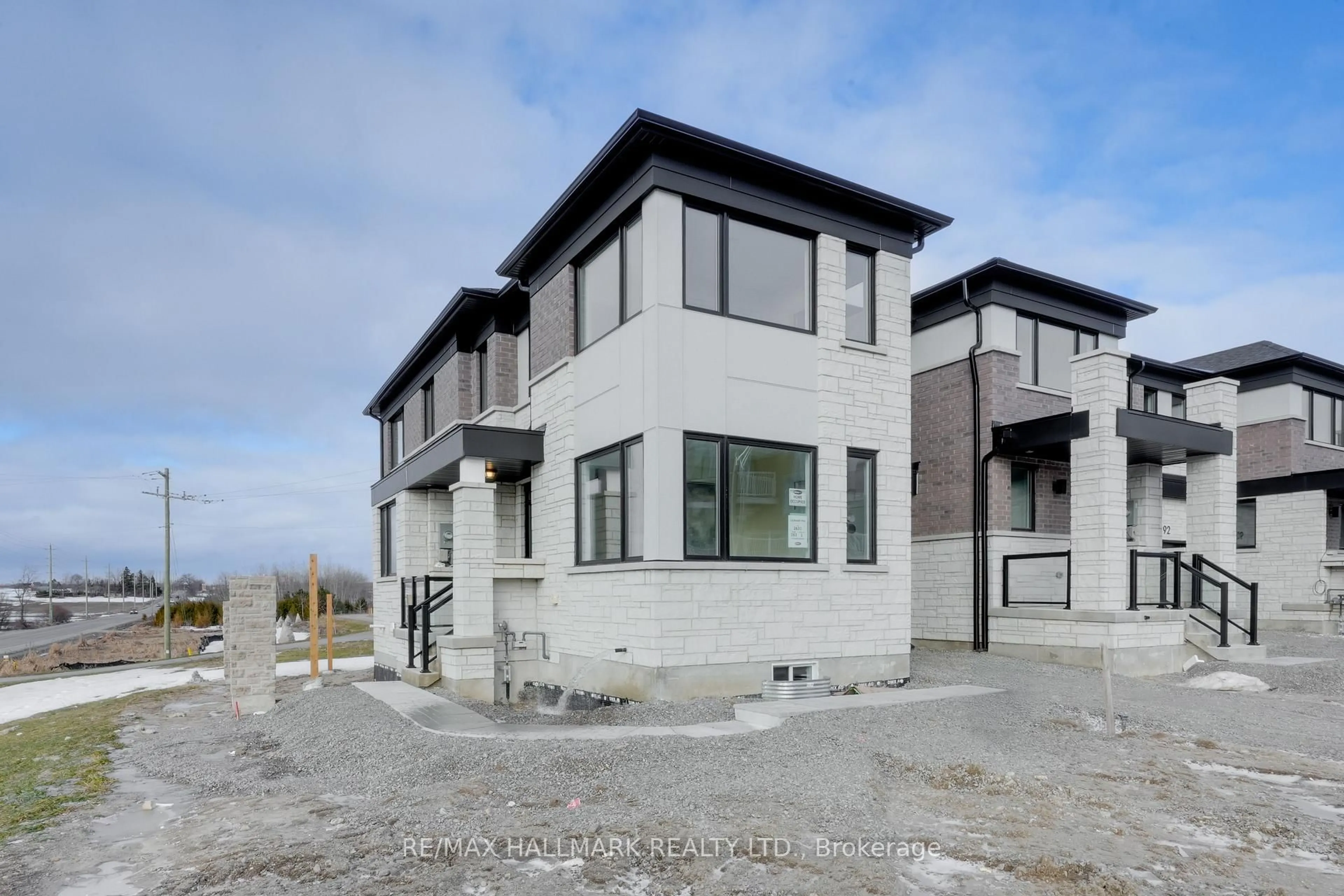 Unknown for 96 Vinewood Cres, Barrie Ontario L9J 1B4