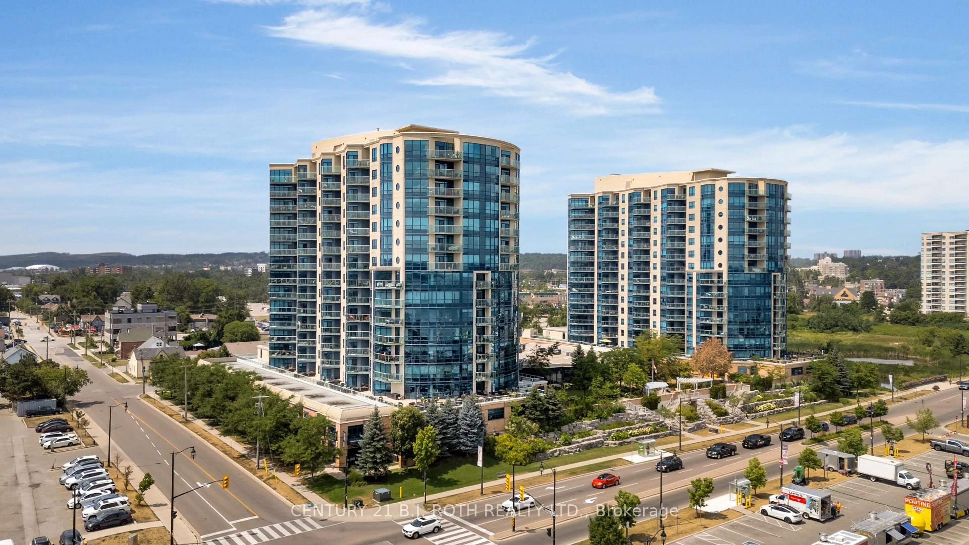 A pic from outside/outdoor area/front of a property/back of a property/a pic from drone, city buildings view from balcony for 37 Ellen St #PH09, Barrie Ontario L4N 6G2