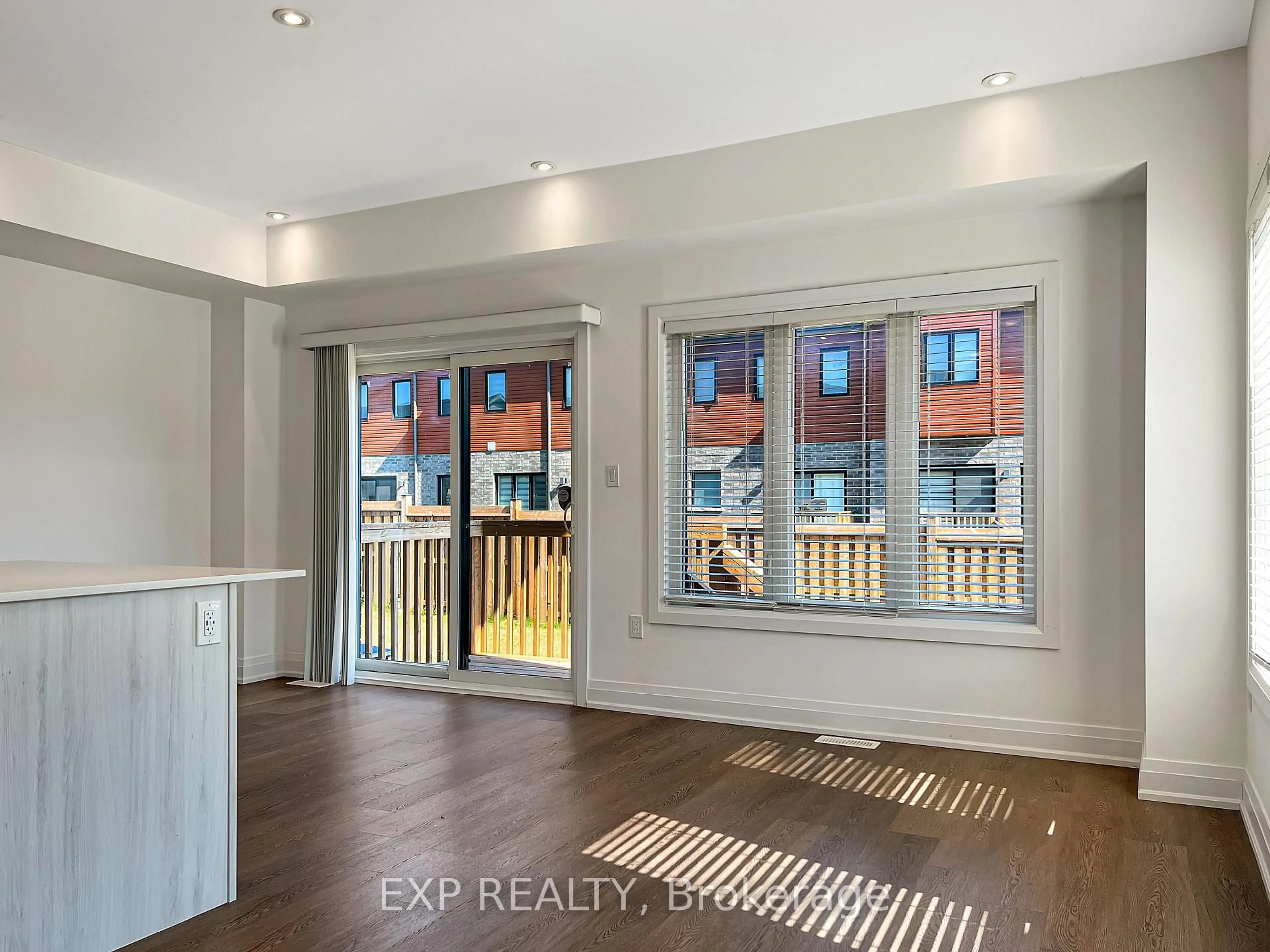 Unknown for 2 Haven Lane, Barrie Ontario L9J 0M4