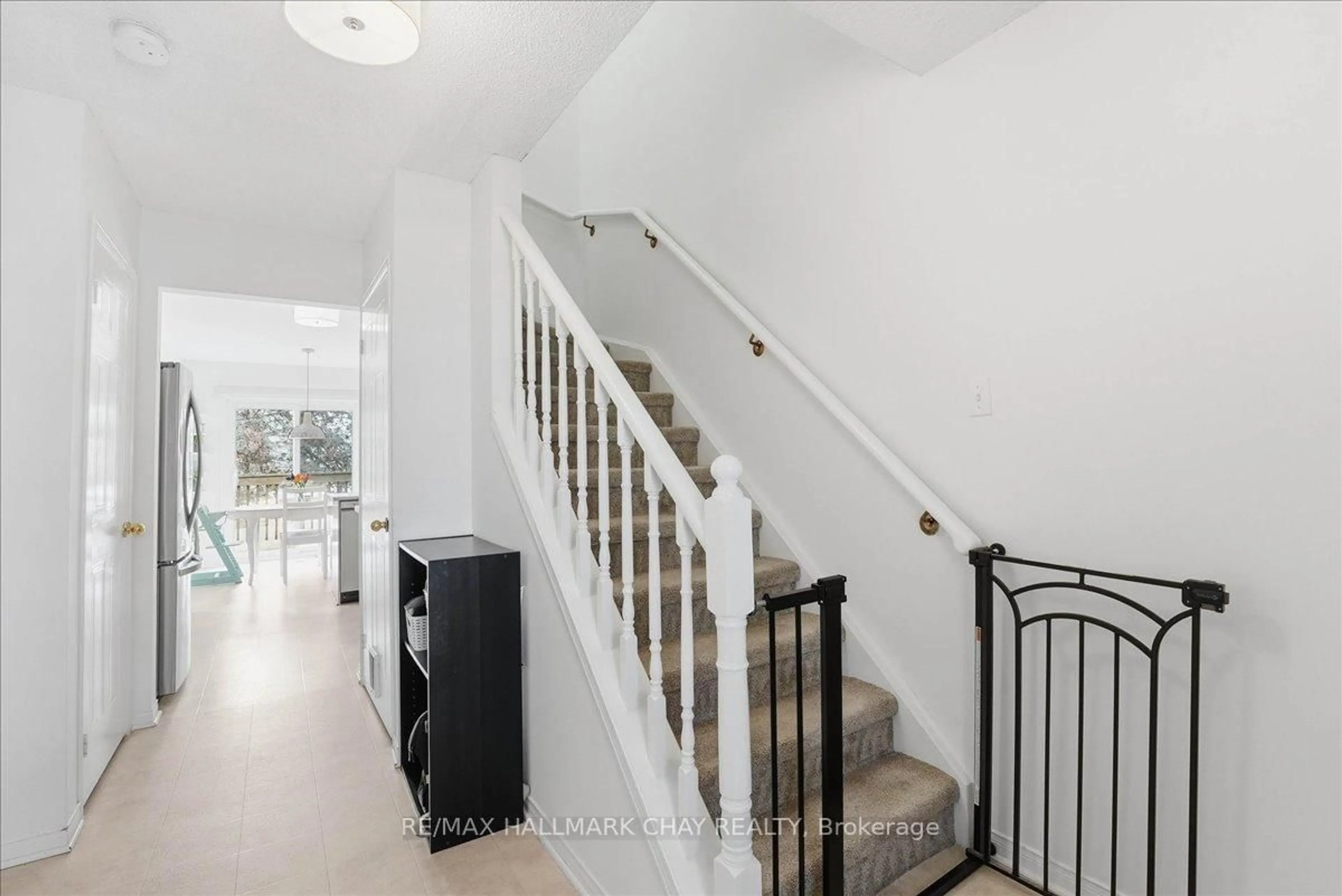 Unknown for 120 D'ambrosio Dr #26, Barrie Ontario L4N 7W3