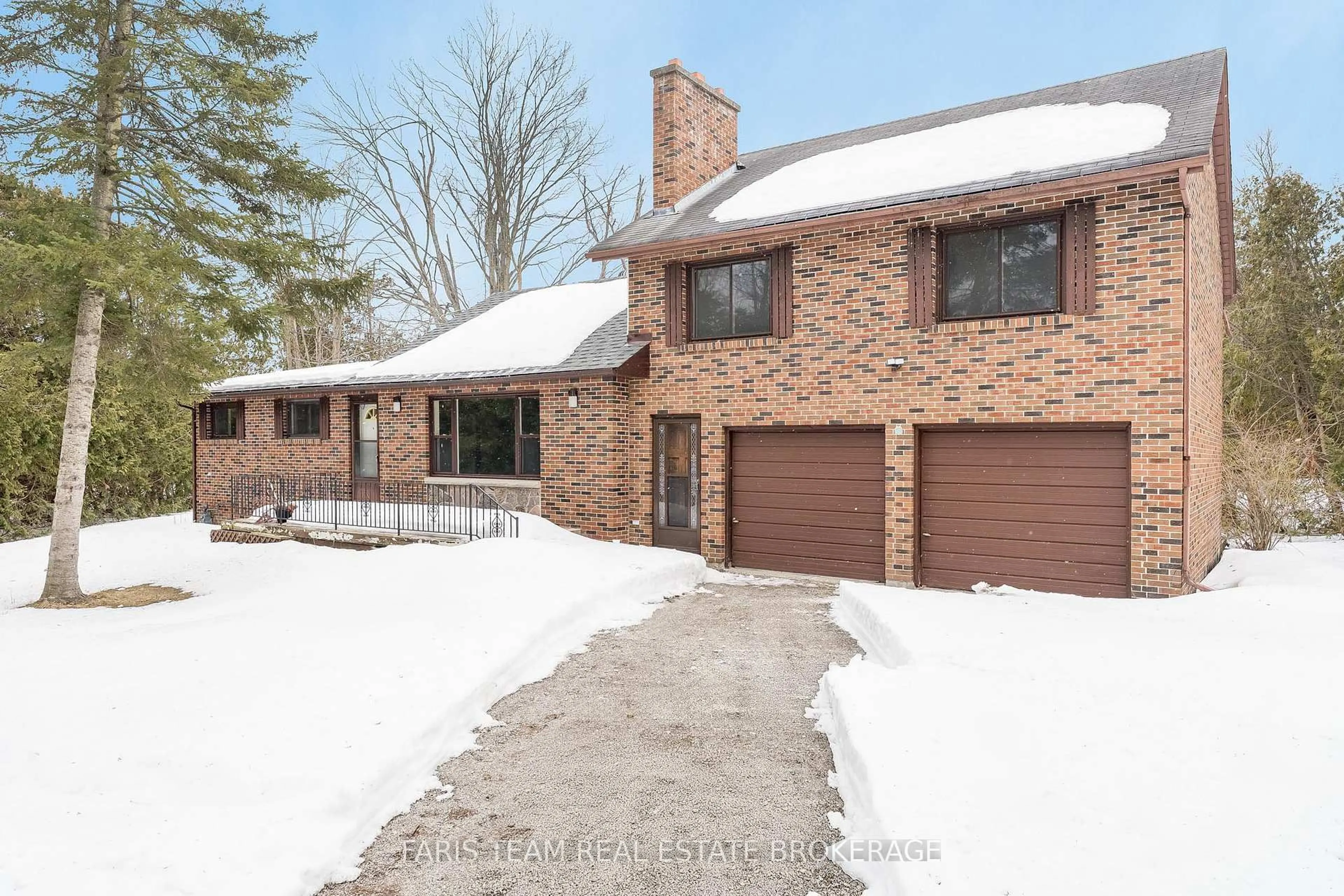 Home with brick exterior material, street for 9 Yvonne Cres, Oro-Medonte Ontario L0L 1T0