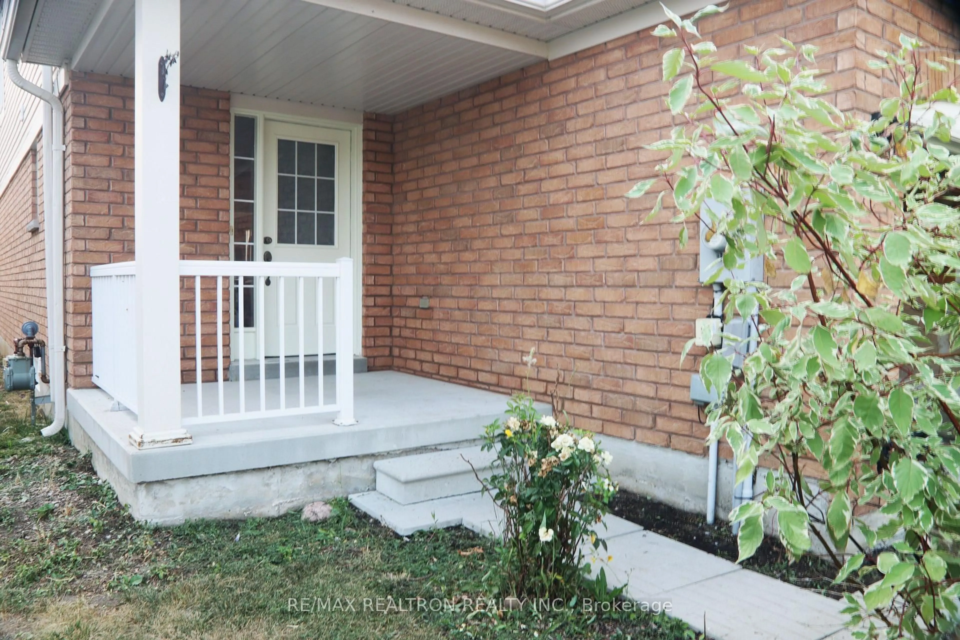 Unknown for 70 Commonwealth Rd, Barrie Ontario L4M 0C9