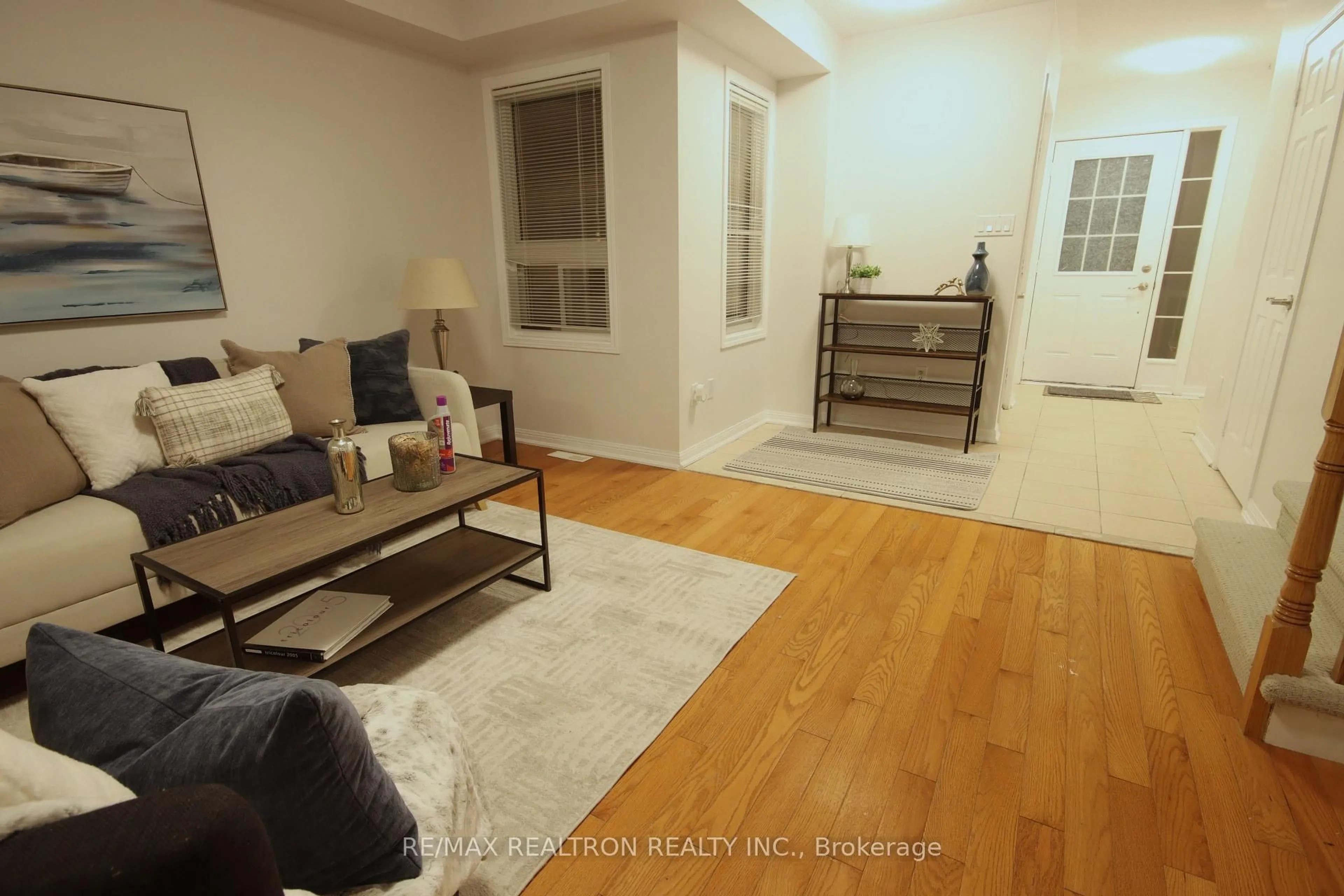 Living room with furniture, unknown for 70 Commonwealth Rd, Barrie Ontario L4M 0C9