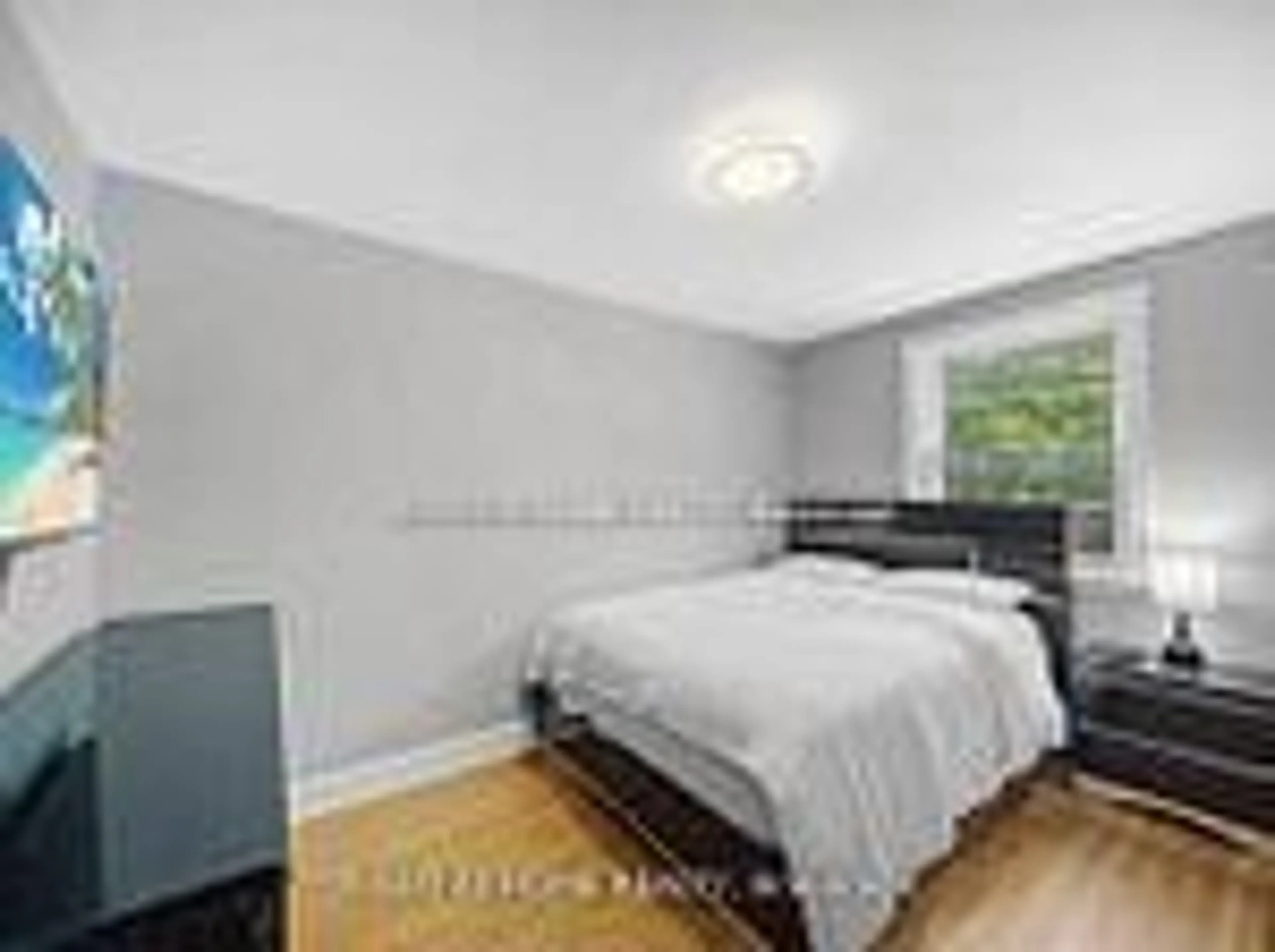 A pic of a room for 21 Thomson St, Barrie Ontario L4N 1X4