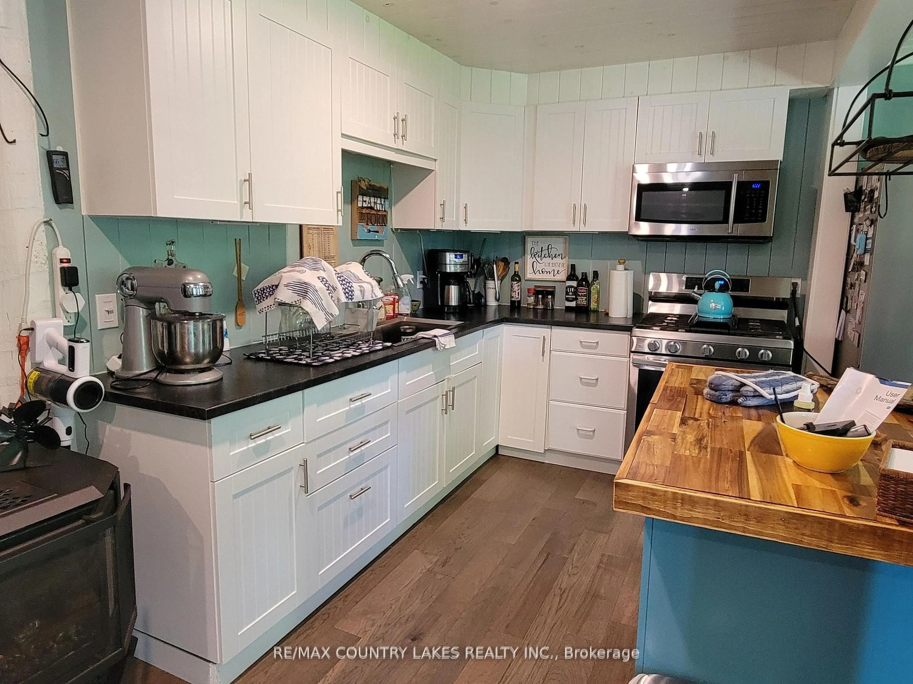 Open concept kitchen, unknown for 2481 Lakeshore Dr, Ramara Ontario L0K 1B0