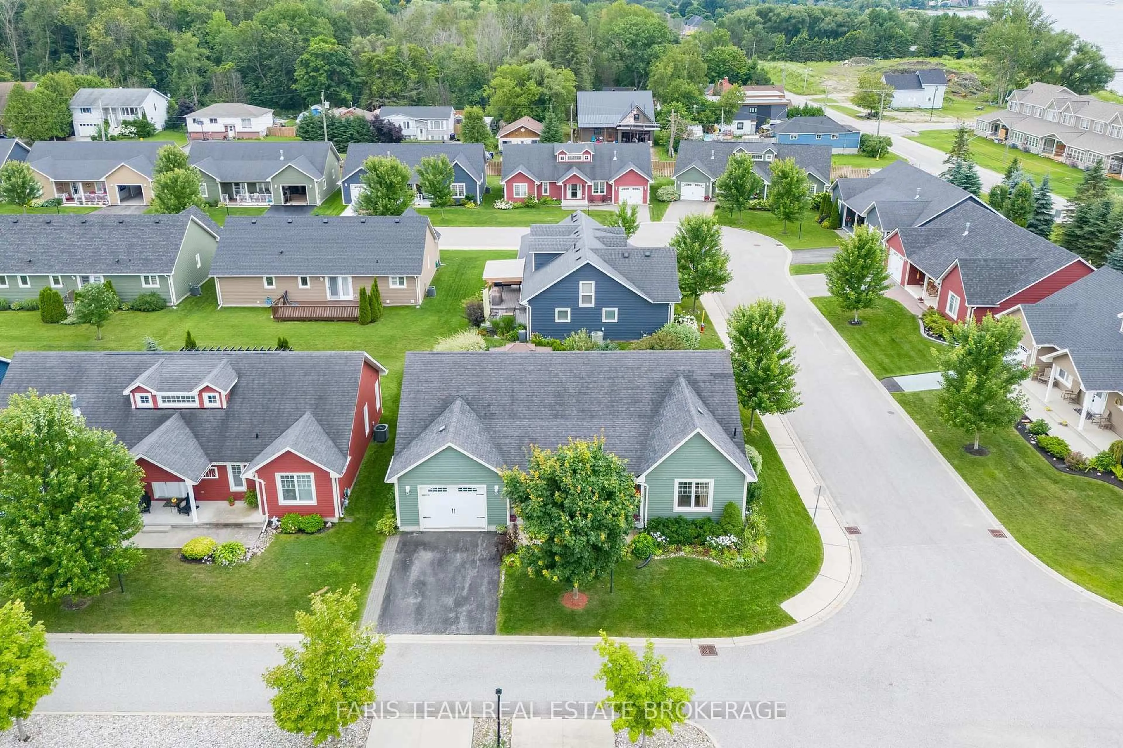 A pic from outside/outdoor area/front of a property/back of a property/a pic from drone, street for 1 Bay Moorings Blvd, Penetanguishene Ontario L9M 1E7