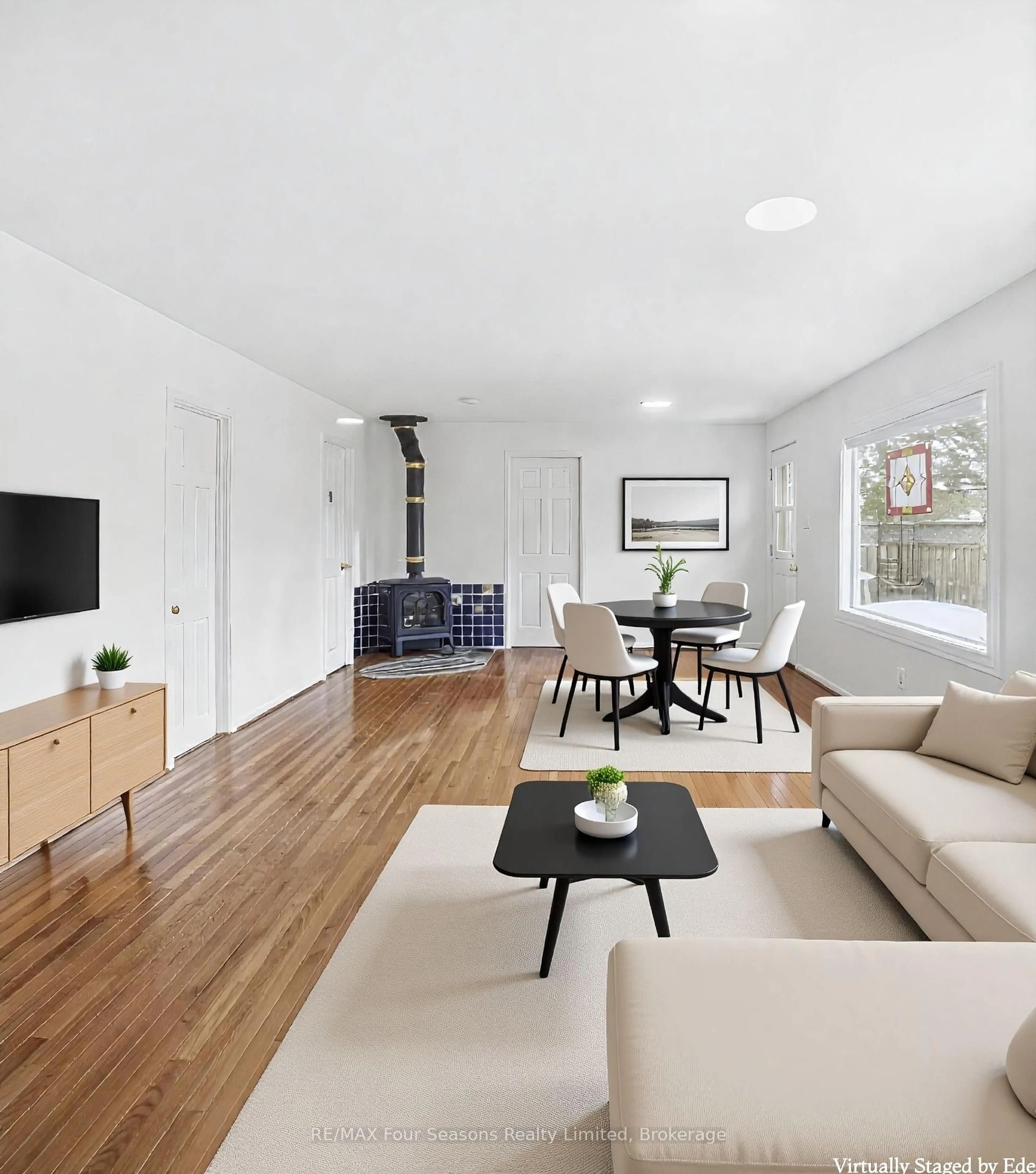 Living room with furniture, unknown for 220 Old Mosley St, Wasaga Beach Ontario L9Z 2J2