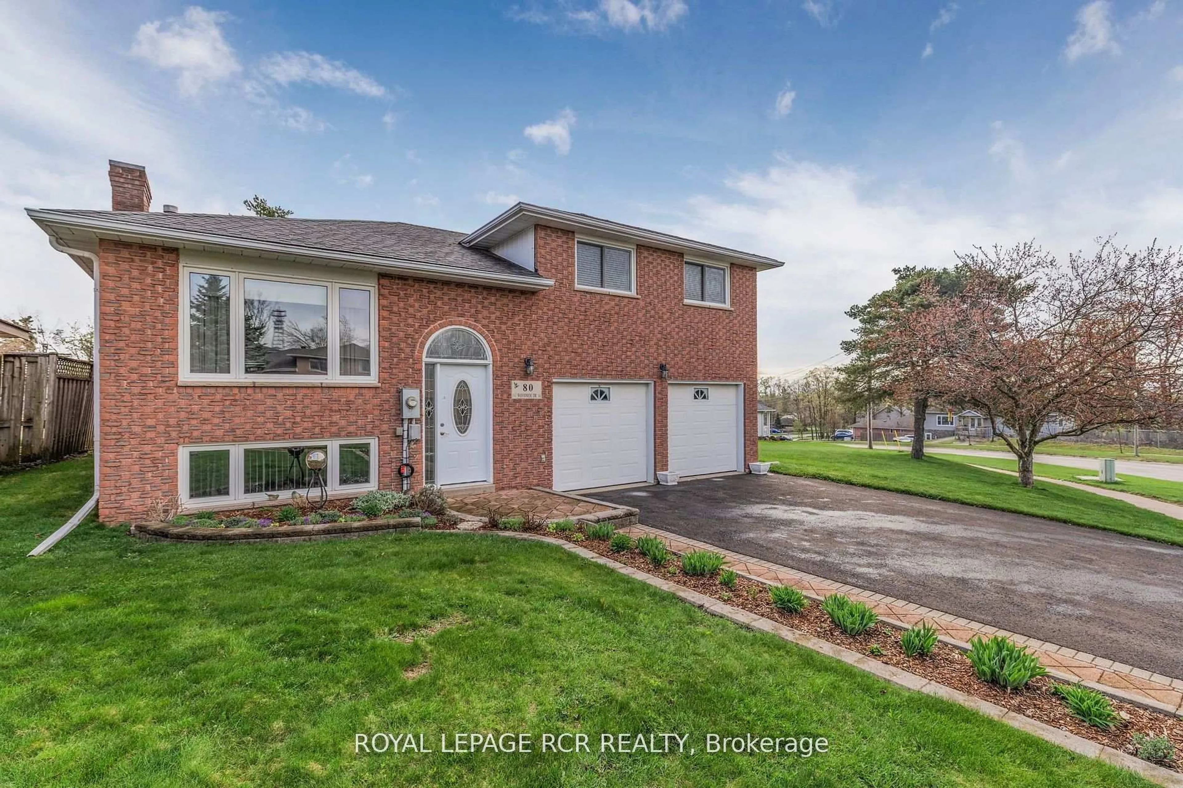 Home with brick exterior material, water/lake/river/ocean view for 80 Woodside Dr, Orillia Ontario L3V 7N9